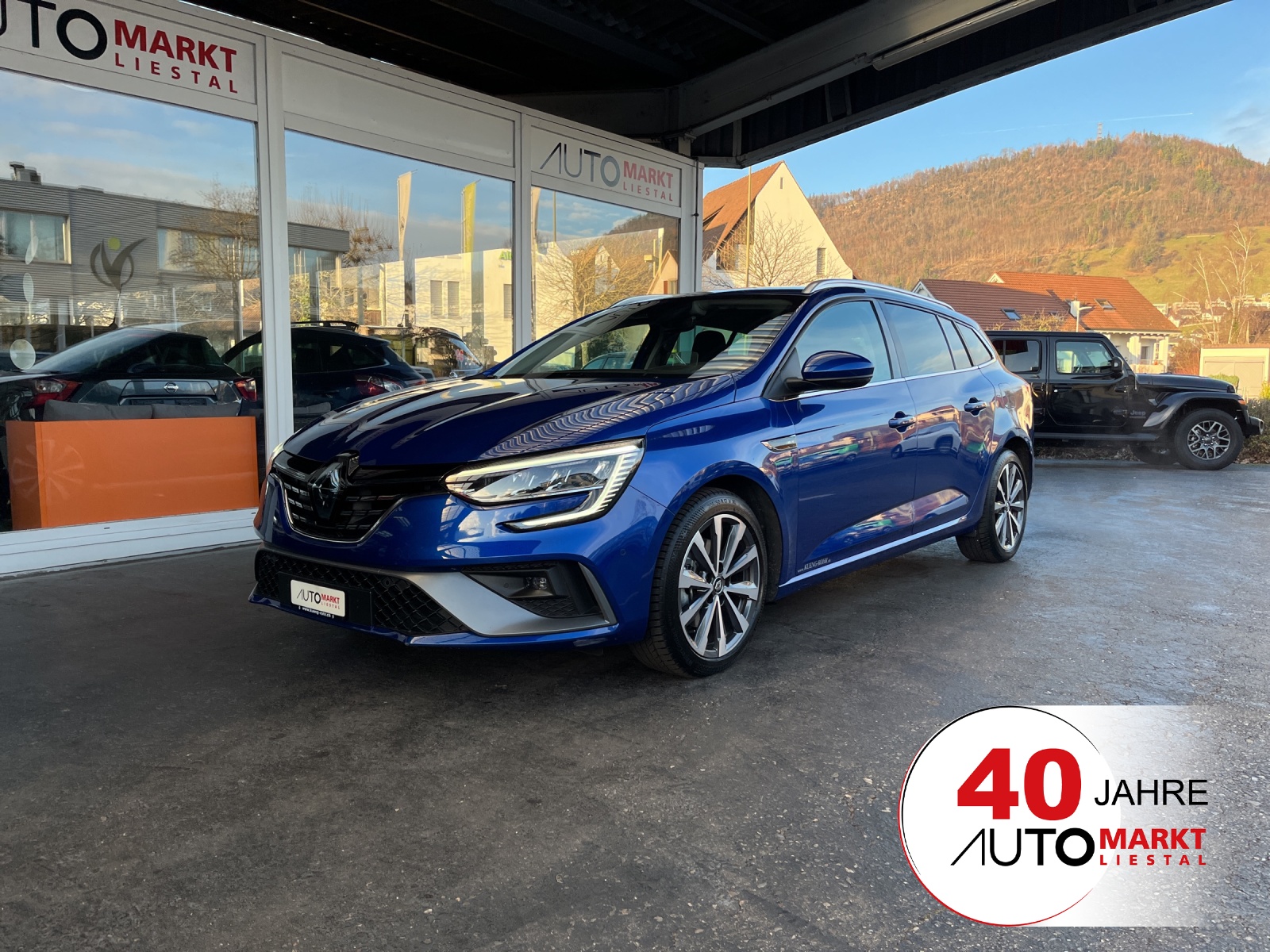 RENAULT Mégane Grandtour 1.6 E-Tech R.S. Line-image-0