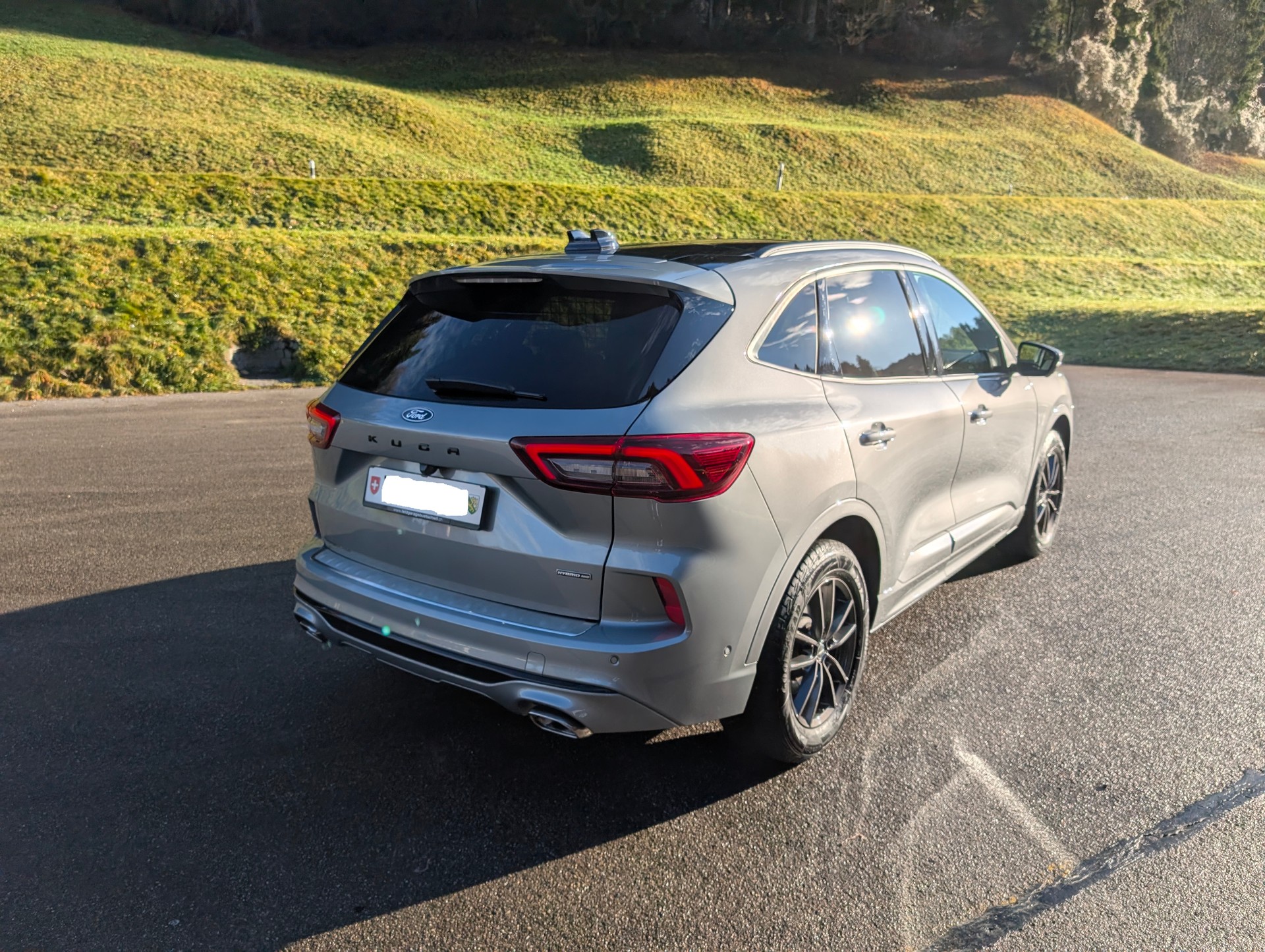 FORD Kuga 2.5 FHEV ST-Line X 4WD-image-5