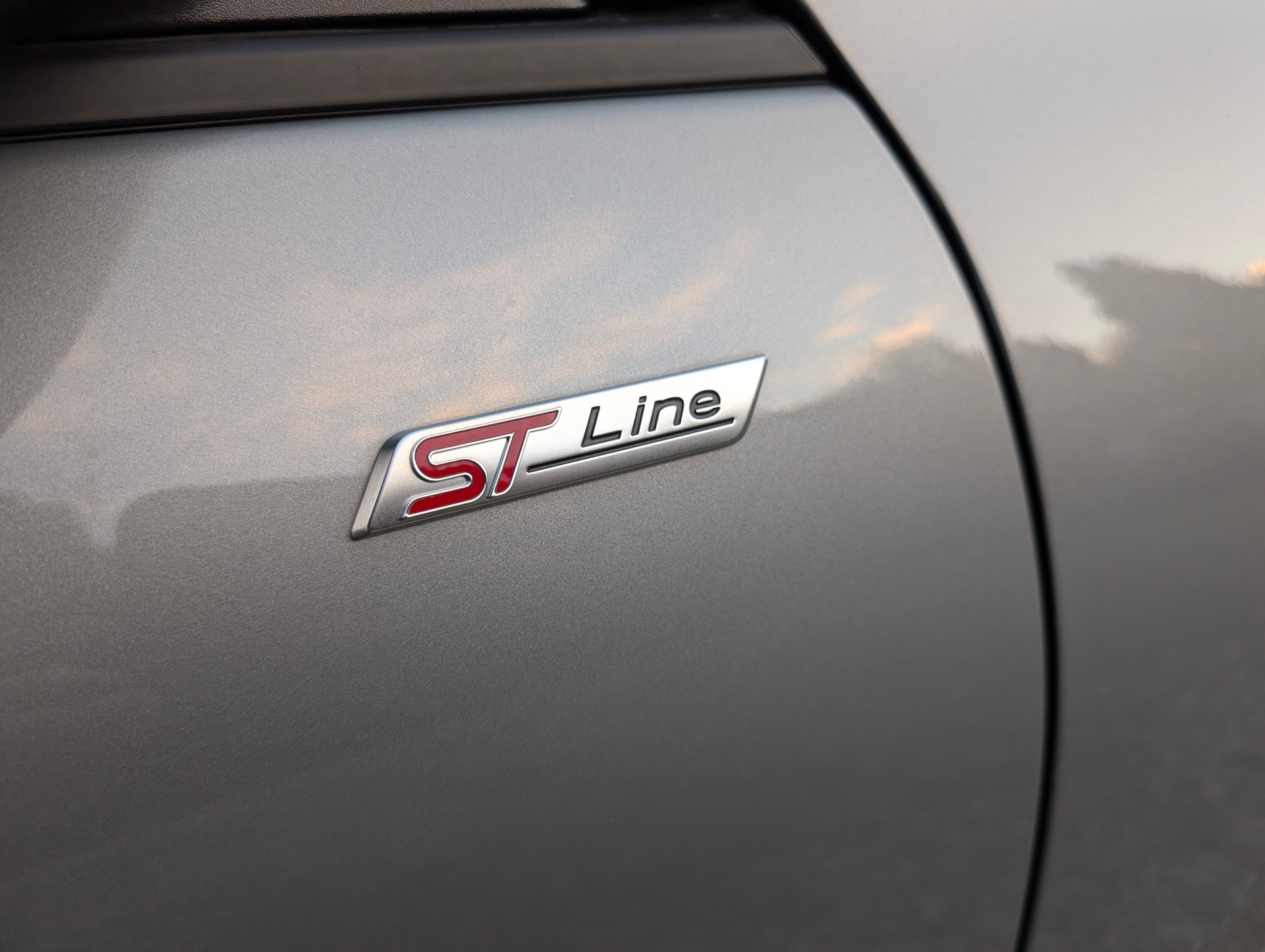 FORD Kuga 2.5 FHEV ST-Line X 4WD-image-27