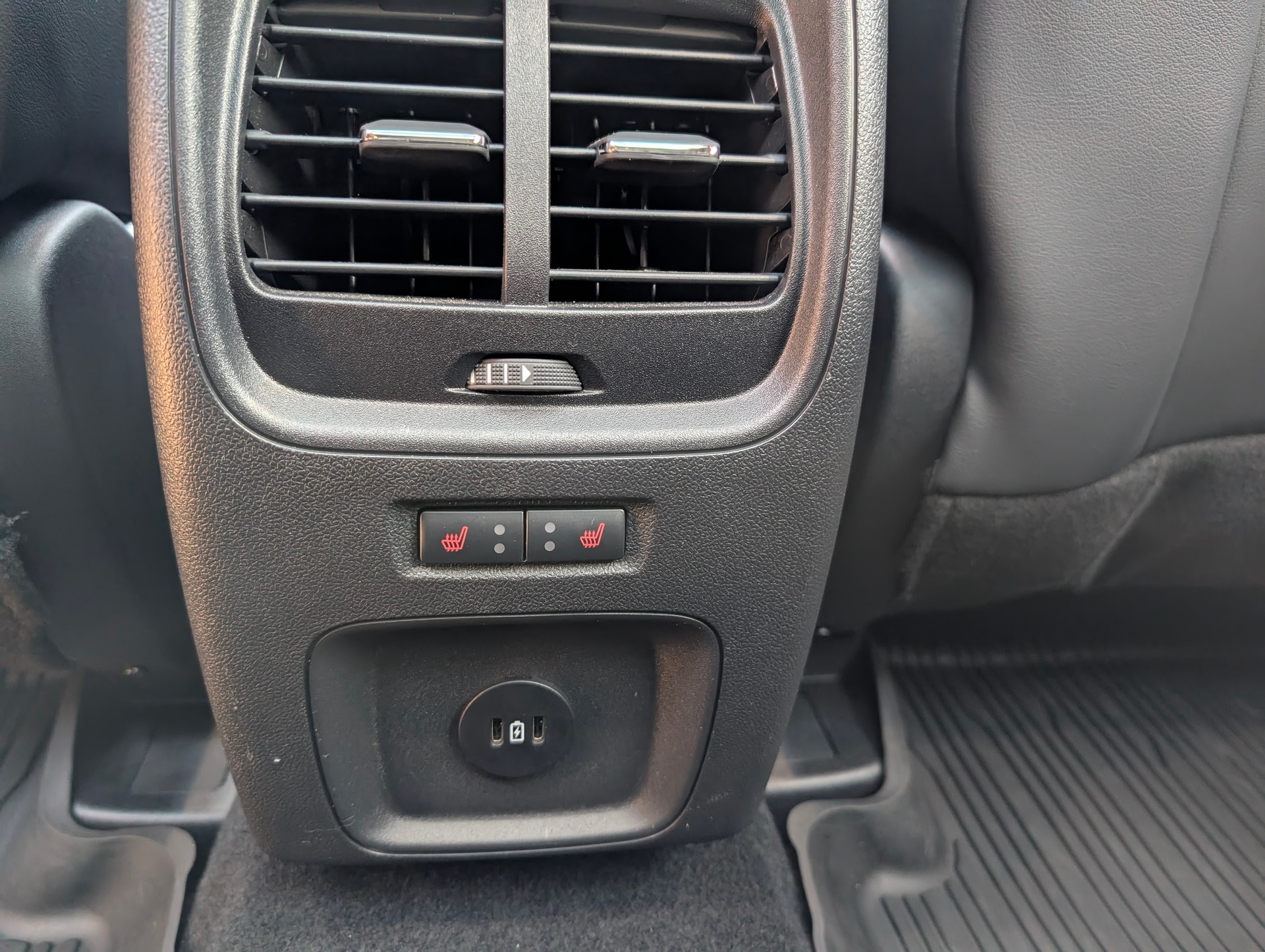 FORD Kuga 2.5 FHEV ST-Line X 4WD-image-18