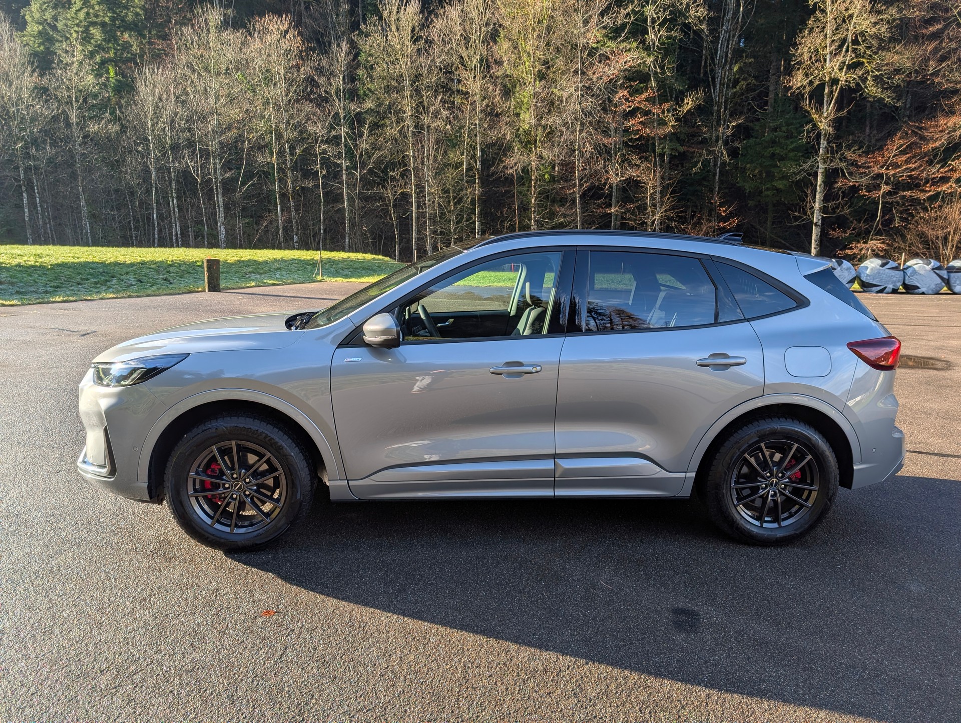 FORD Kuga 2.5 FHEV ST-Line X 4WD-image-1
