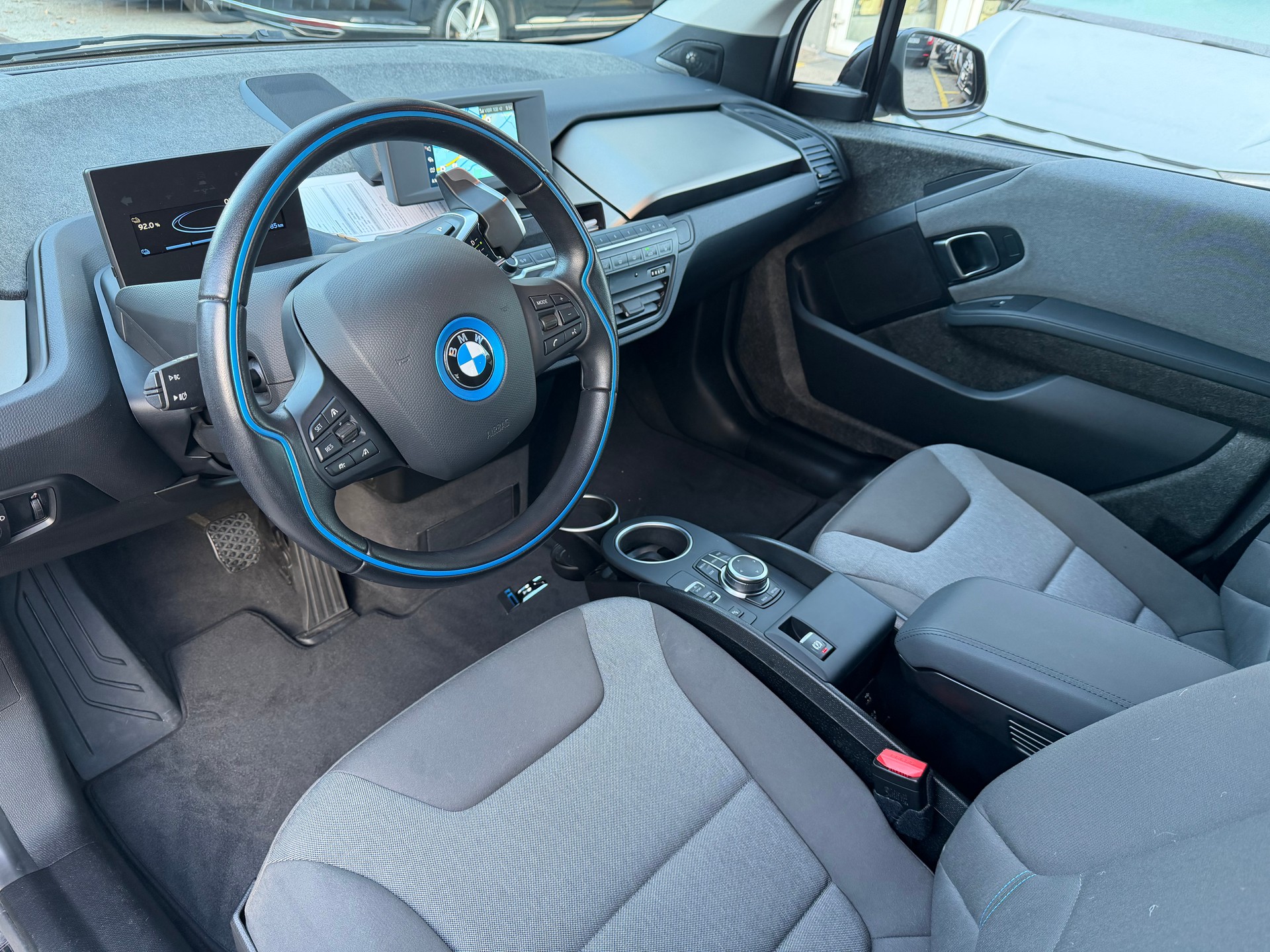 BMW i3s (120Ah) Fleet Edition-image-15