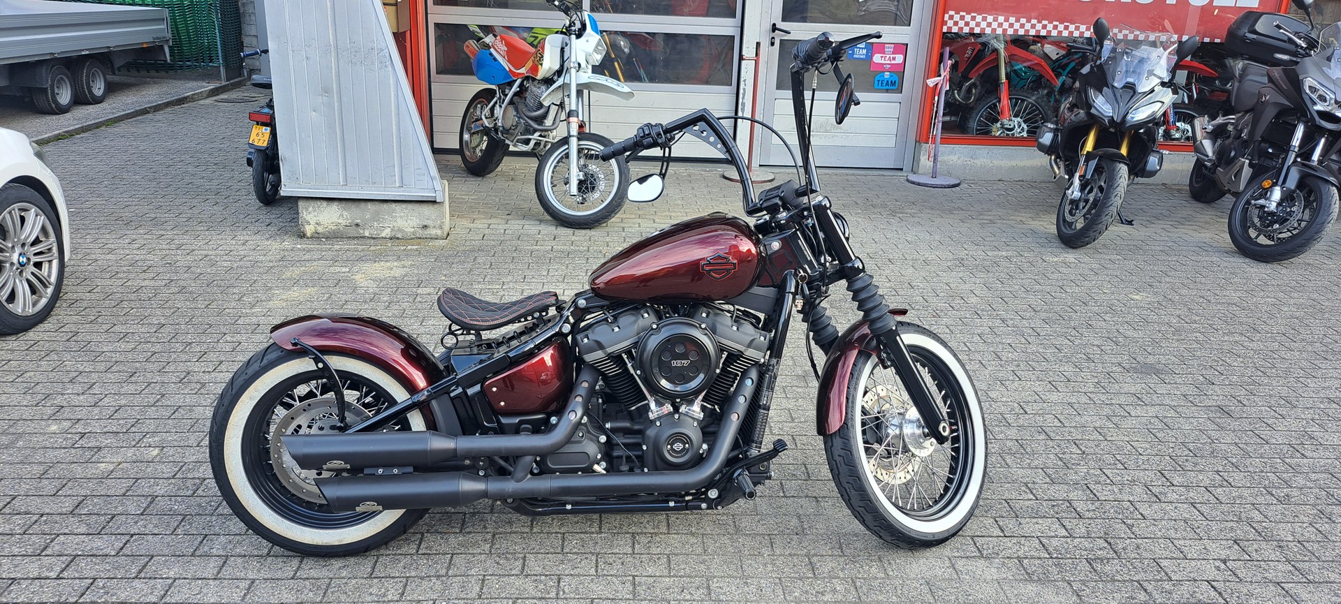 HARLEY-DAVIDSON FXBB Street Bob 107 ABS