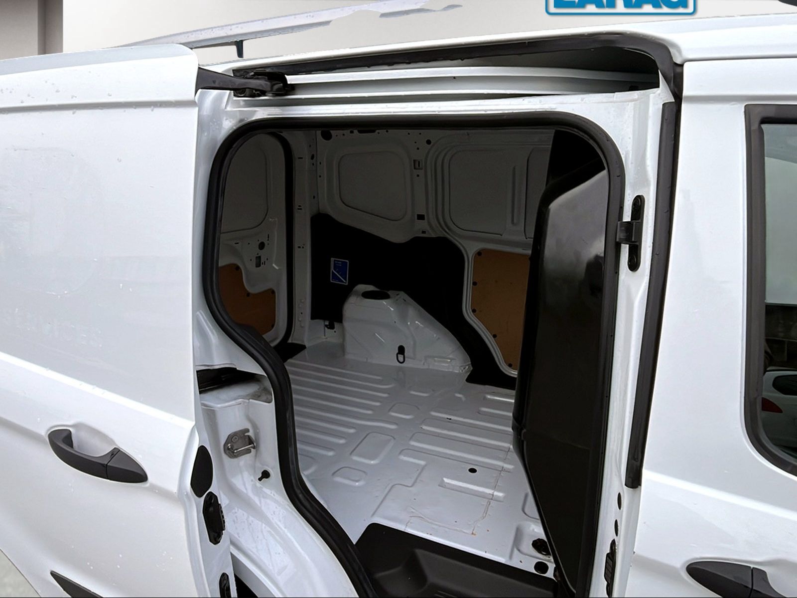 FORD Transit Courier Van 1.0 EcoBoost Trend-image-7