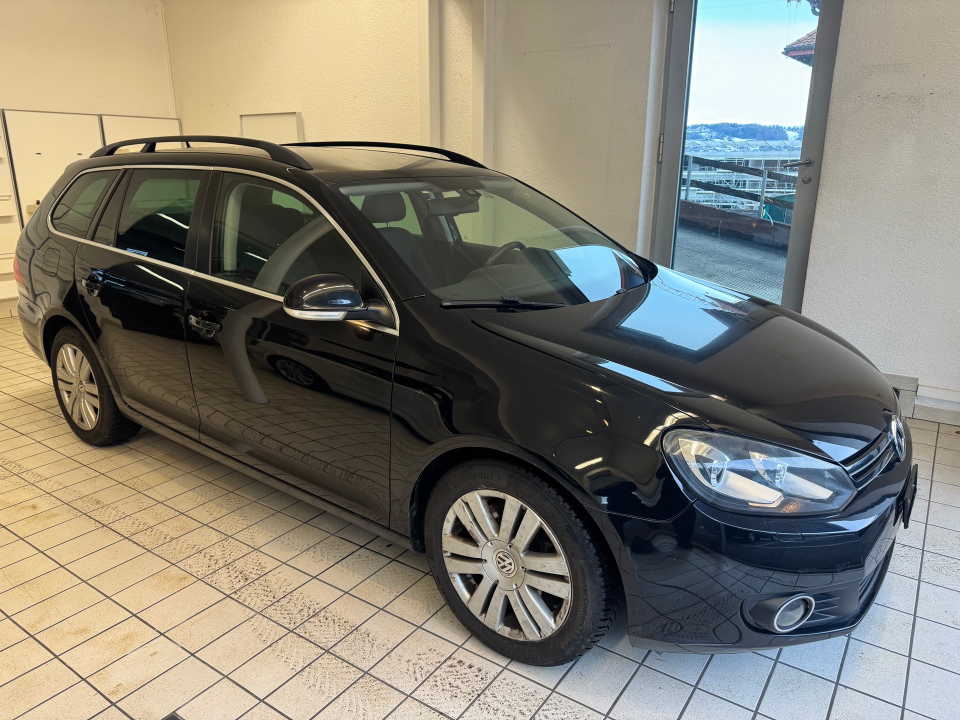 VW Golf Variant 1.4 TSI Highline-image-2