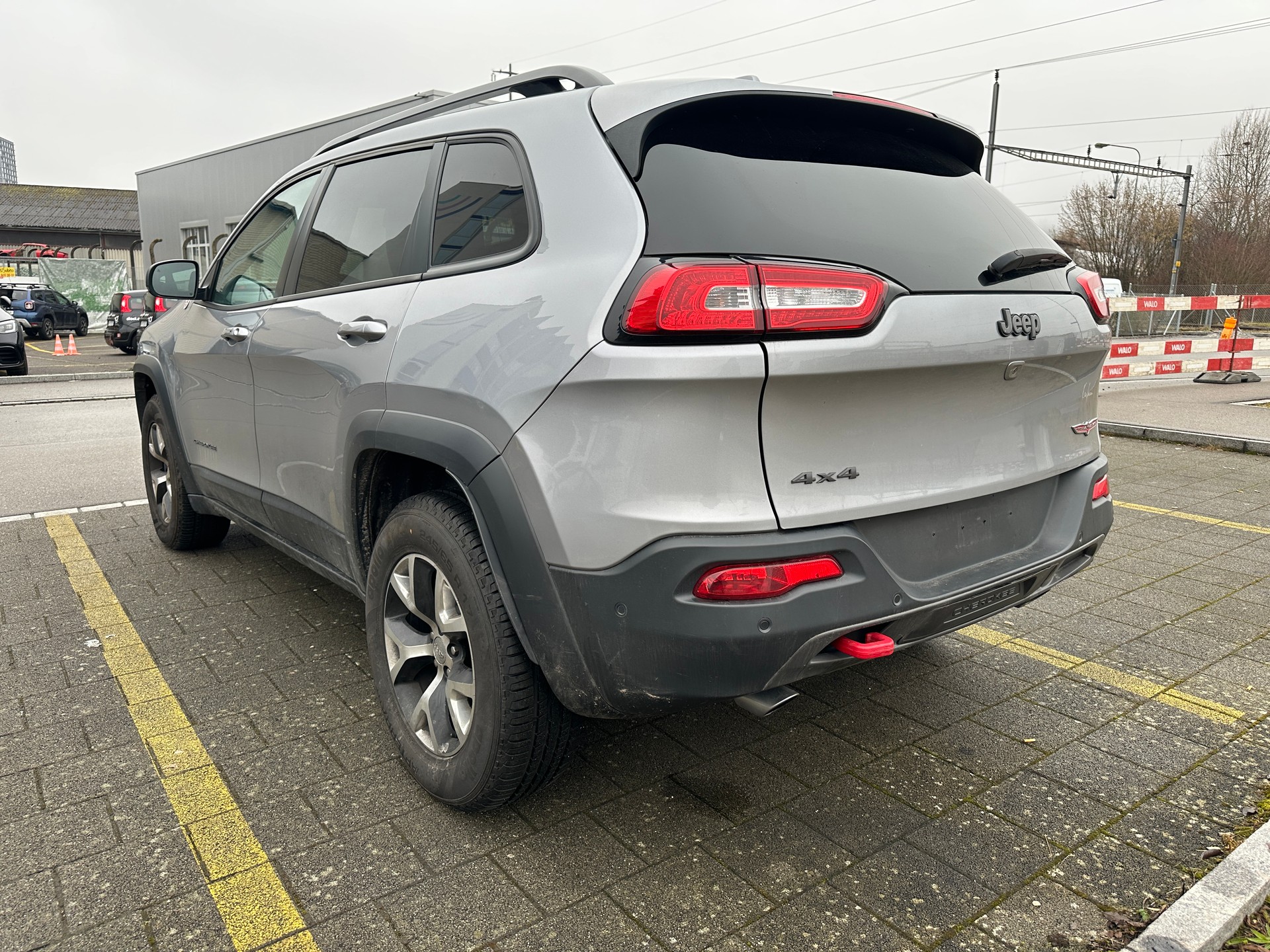 JEEP 3.2-image-2
