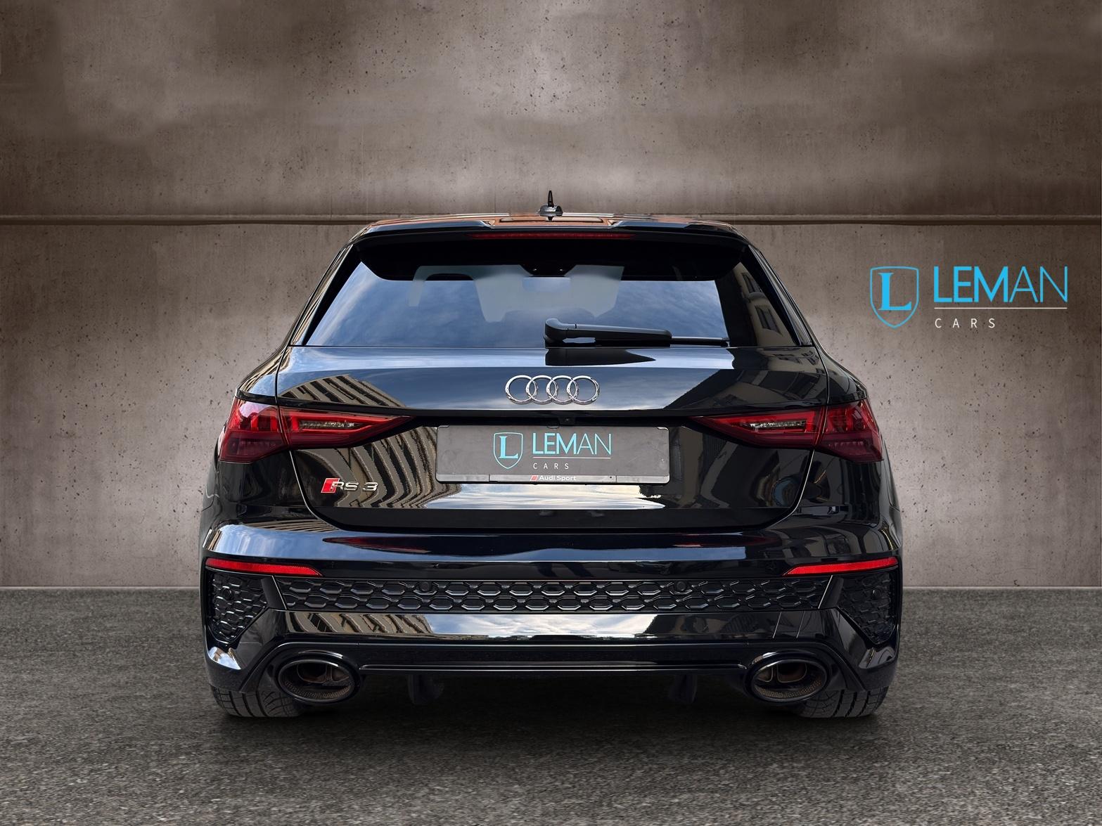 AUDI RS3 Sportback 2.5 TSI quattro S-tronic-image-3