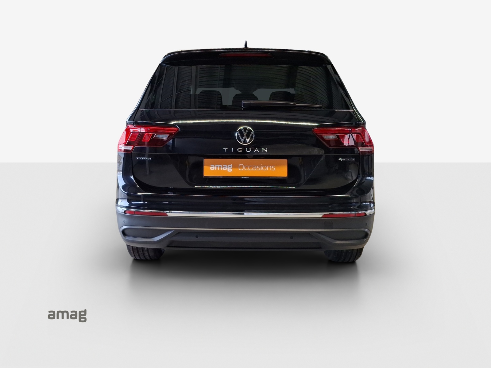 VW Tiguan Allspace 2.0TSI Life 4Motion DSG-image-3