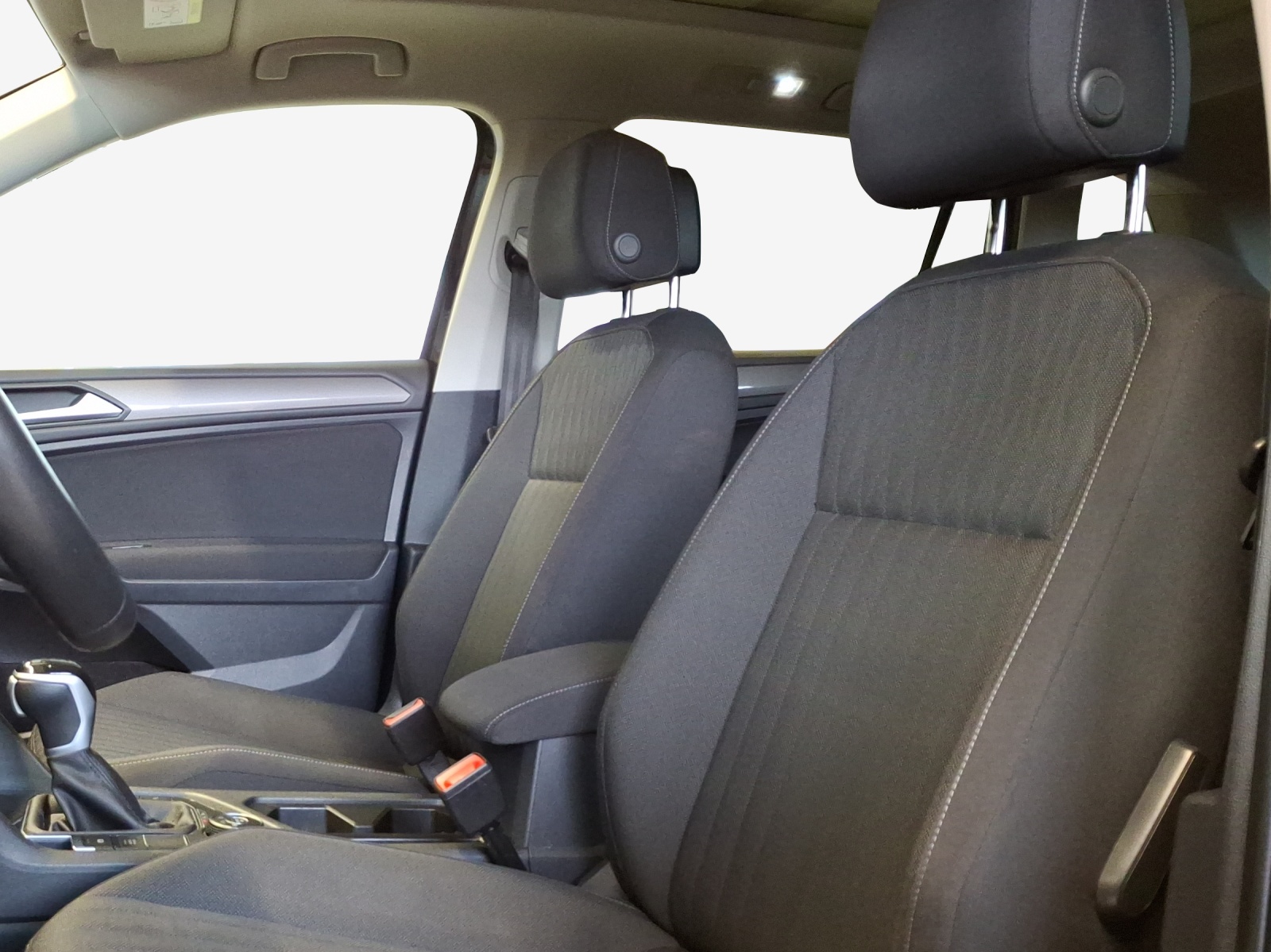 VW Tiguan Allspace 2.0TSI Life 4Motion DSG-image-7