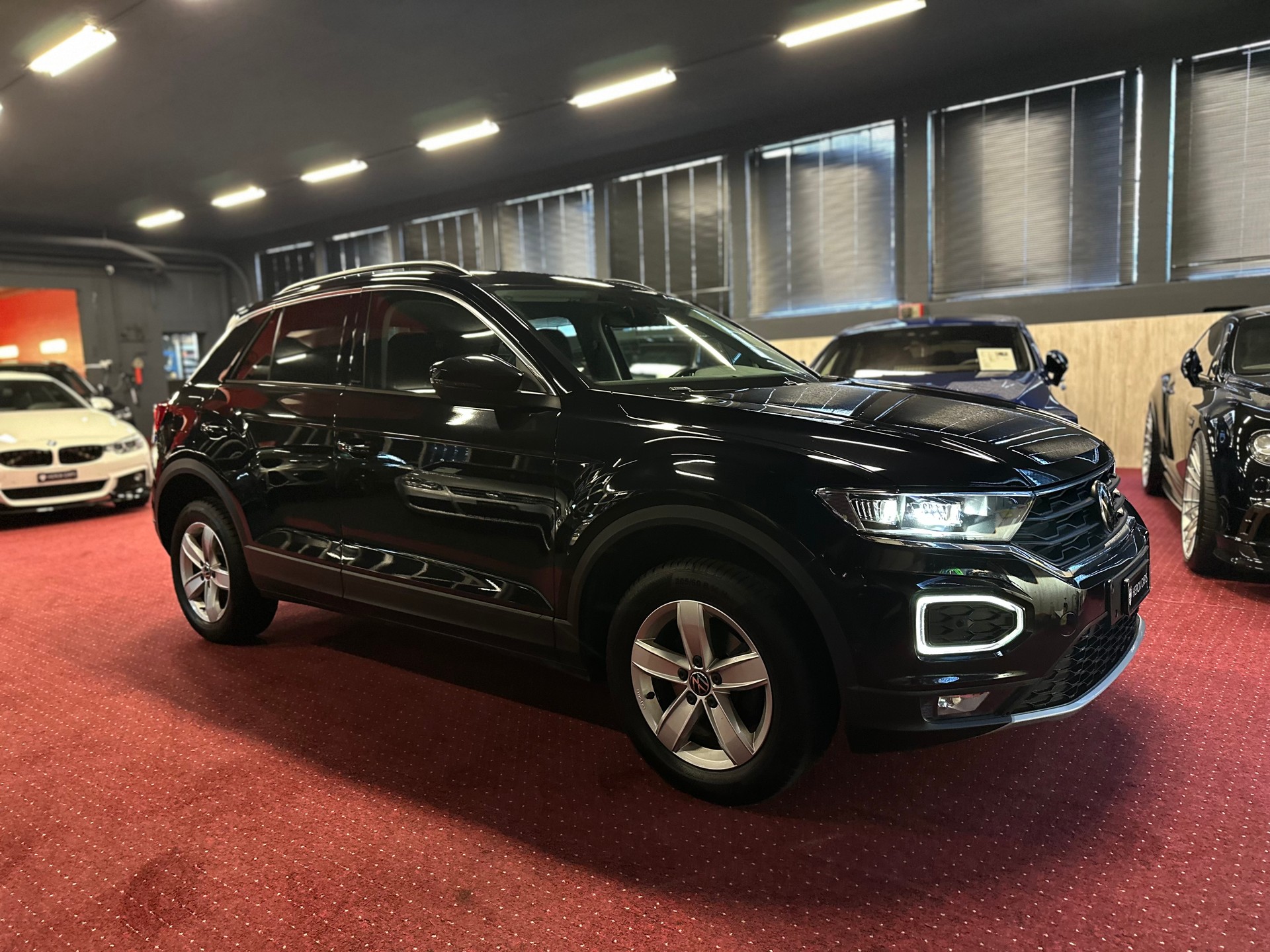 VW T-Roc 1.5 TSI EVO Advance Selection DSG-showroom-element-2