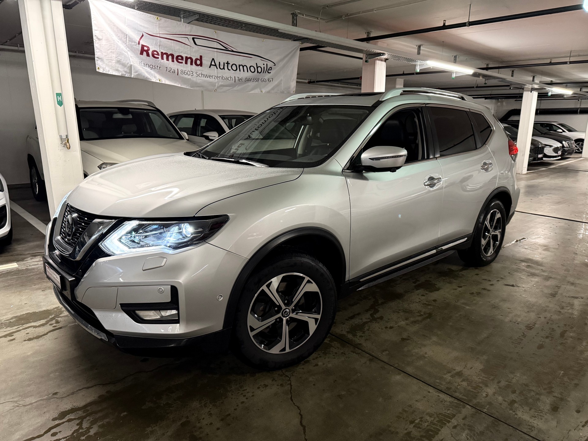 NISSAN X-Trail 1.7 dCi tekna Xtronic CVT ALL-MODE 4x4 7 Plätze-image-2