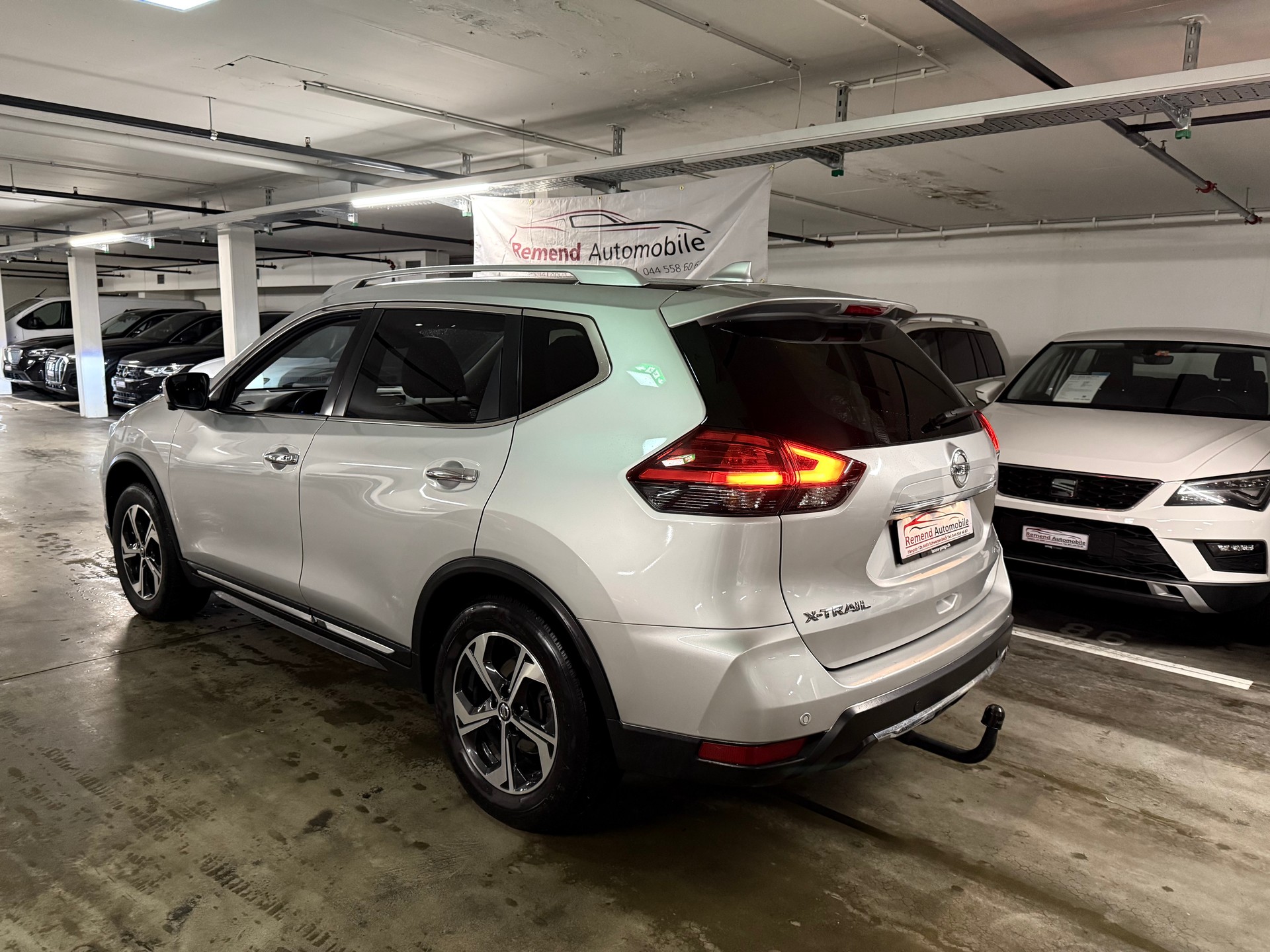 NISSAN X-Trail 1.7 dCi tekna Xtronic CVT ALL-MODE 4x4 7 Plätze-image-4