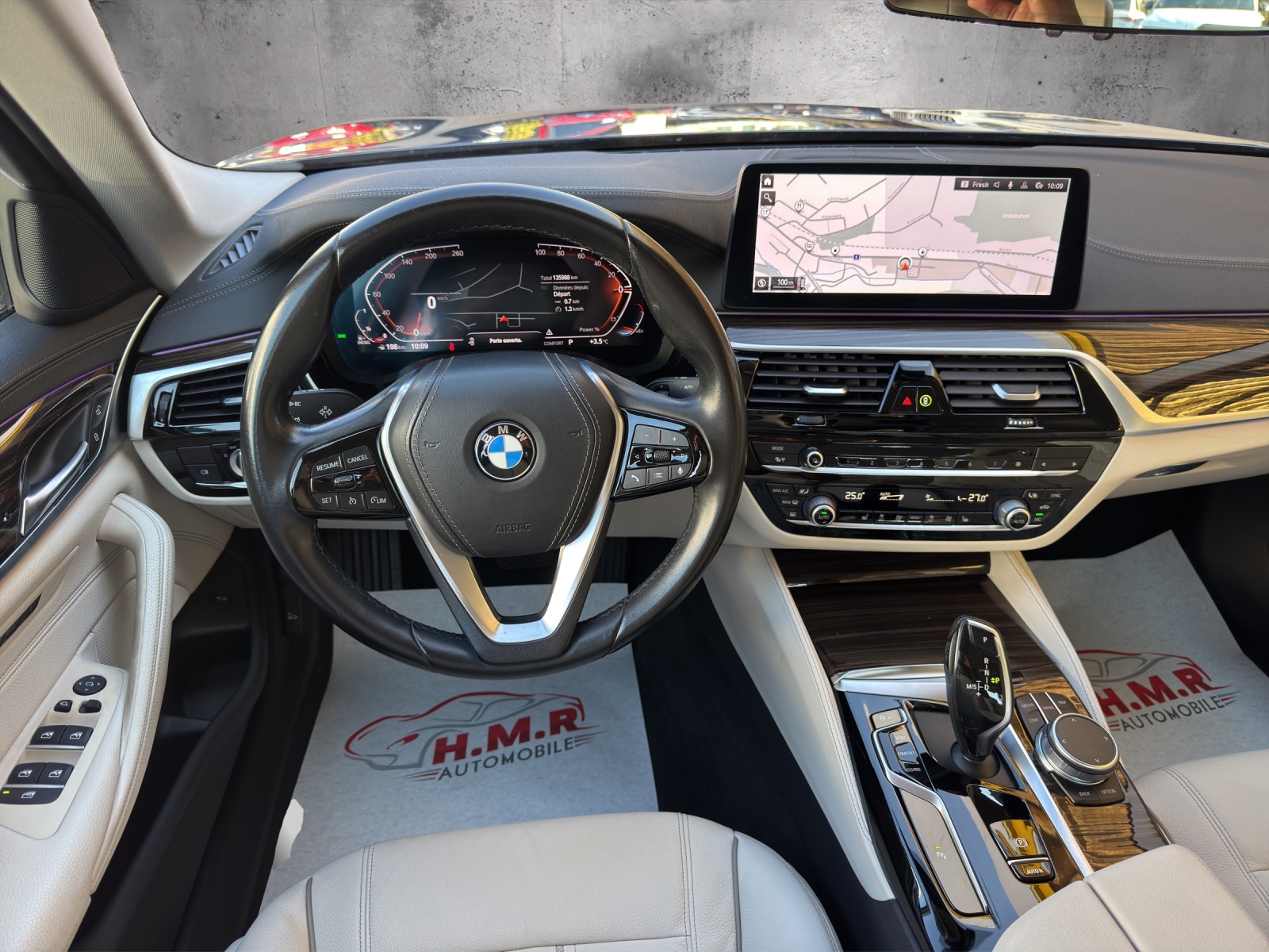 BMW 530d xDrive 48V Steptronic-image-11