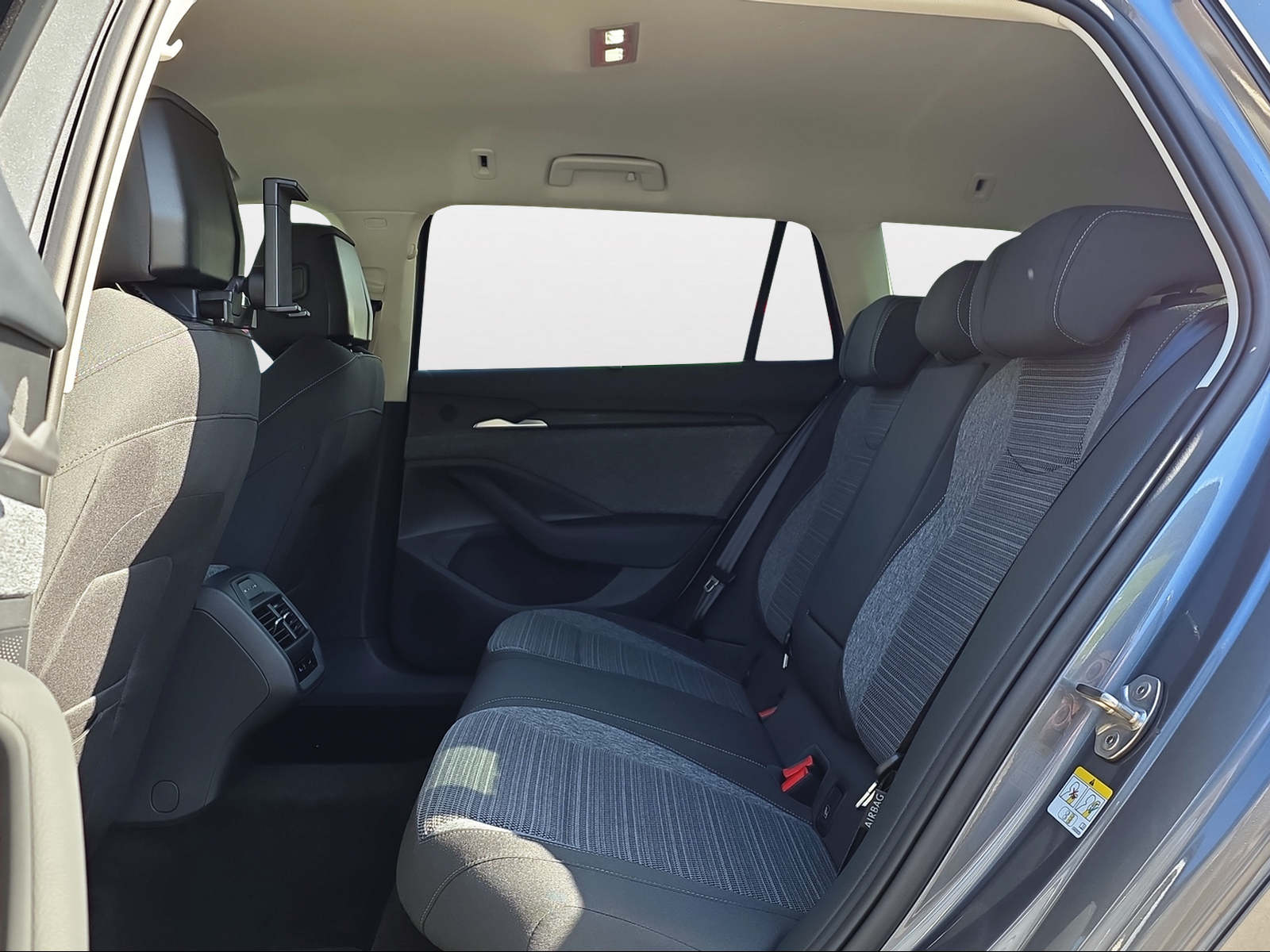 SKODA Superb Combi 2.0 TDi Selection 4x4 DSG-image-10