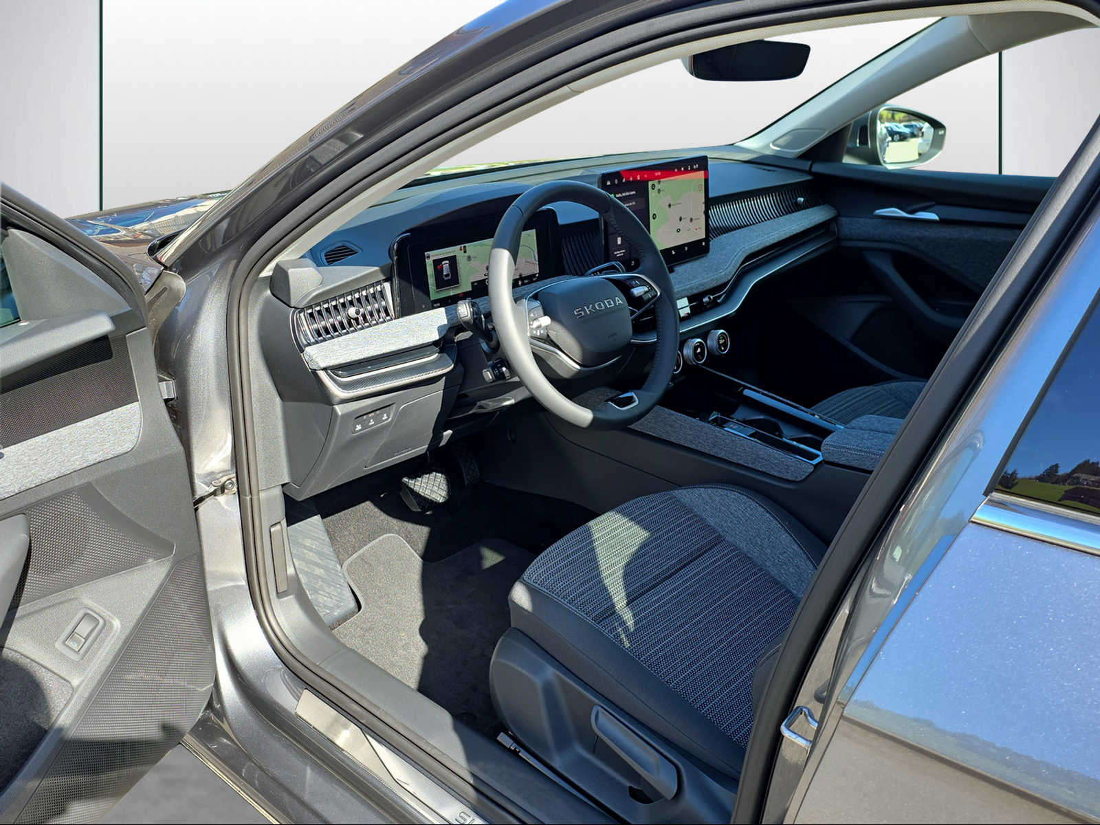 SKODA Superb Combi 2.0 TDi Selection 4x4 DSG-image-5