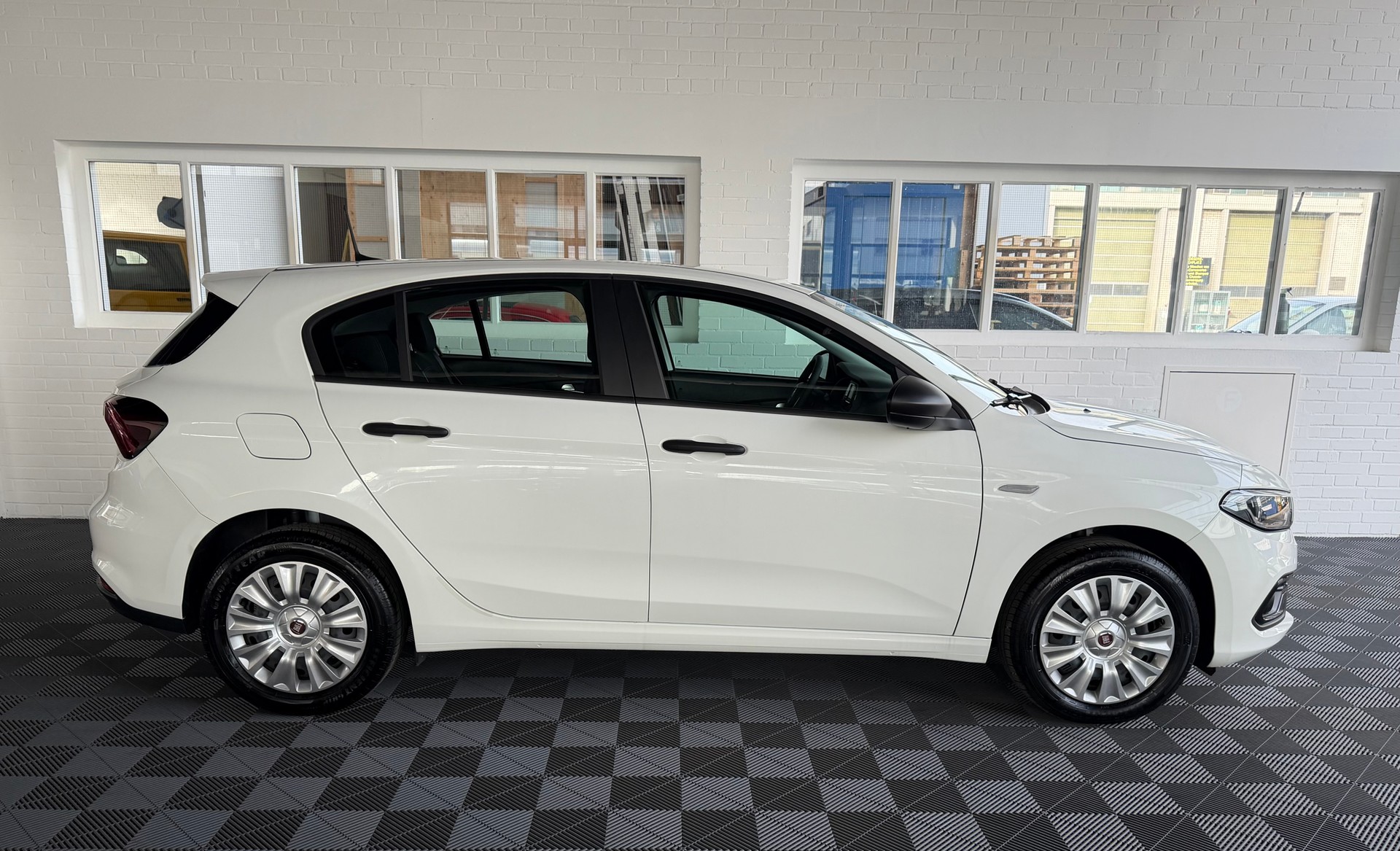 FIAT Tipo Hybrid 1.5 Cult * AUTOMAT * PDC HINTEN*-image-1
