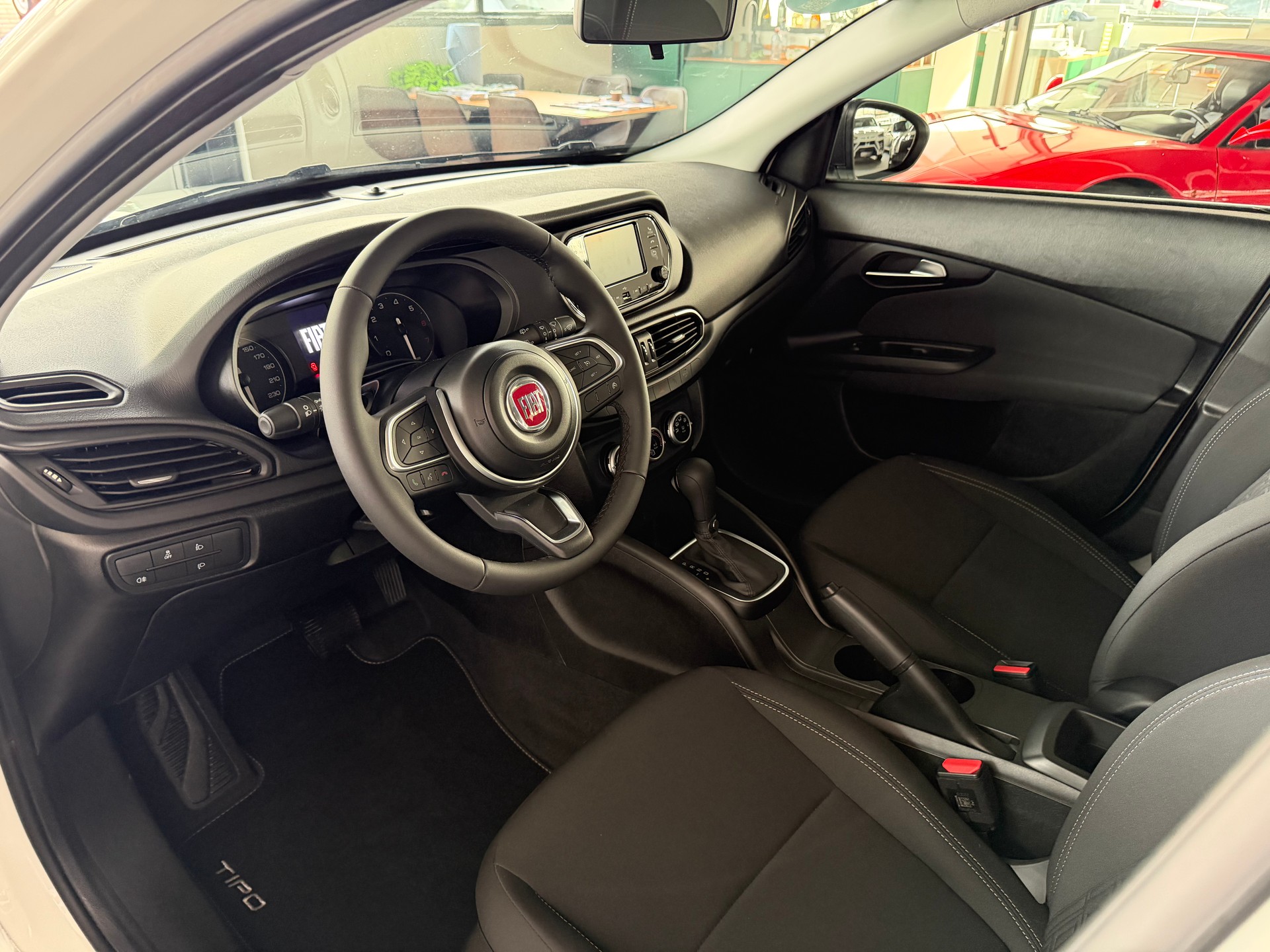 FIAT Tipo Hybrid 1.5 Cult * AUTOMAT * PDC HINTEN*-image-11