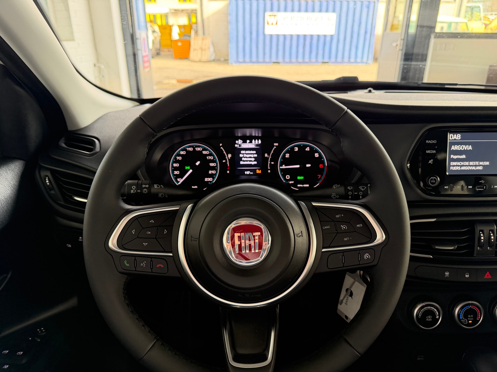 FIAT Tipo Hybrid 1.5 Cult * AUTOMAT * PDC HINTEN*-image-12