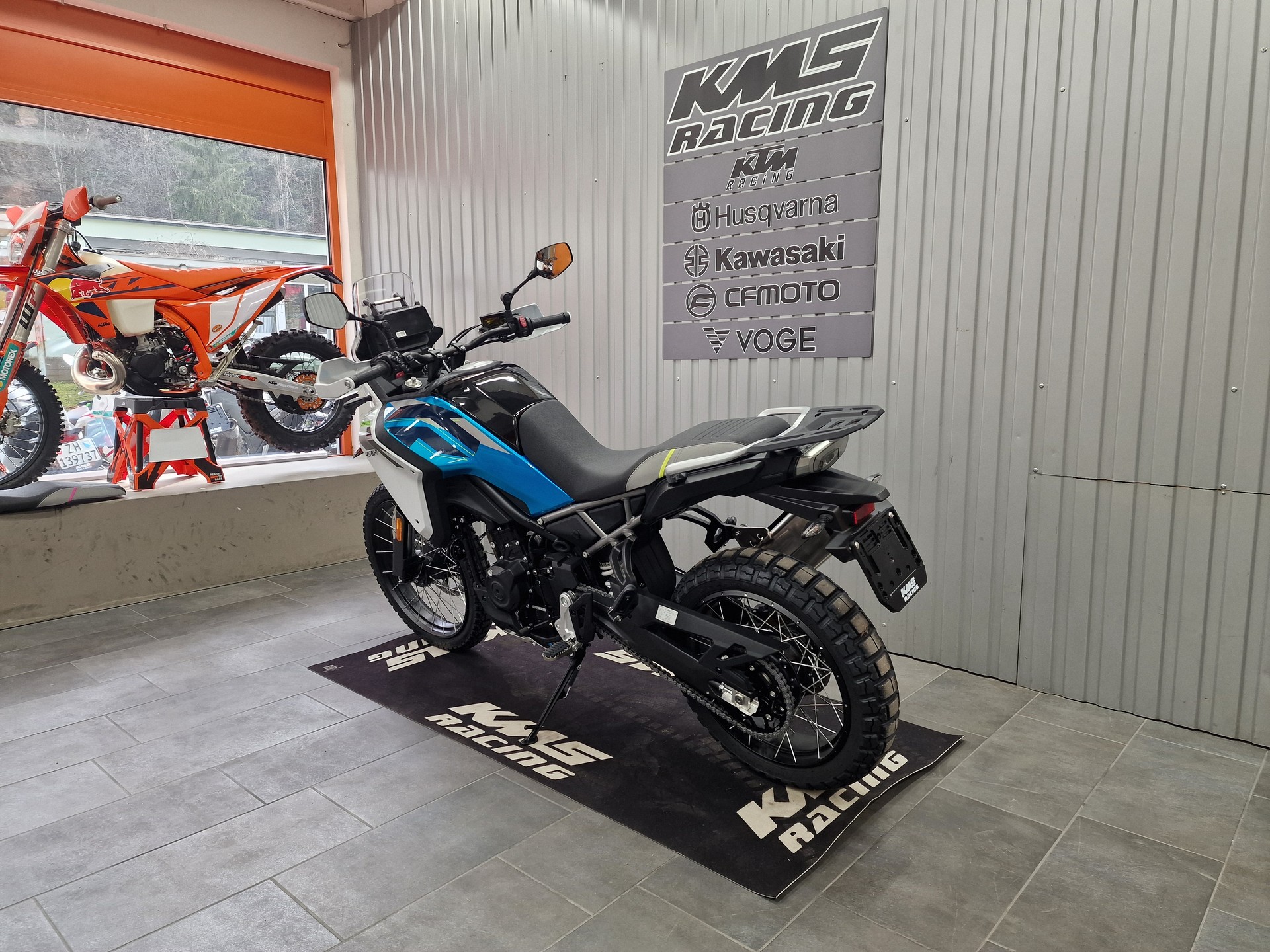 CF MOTO 450MT-showroom-element-3