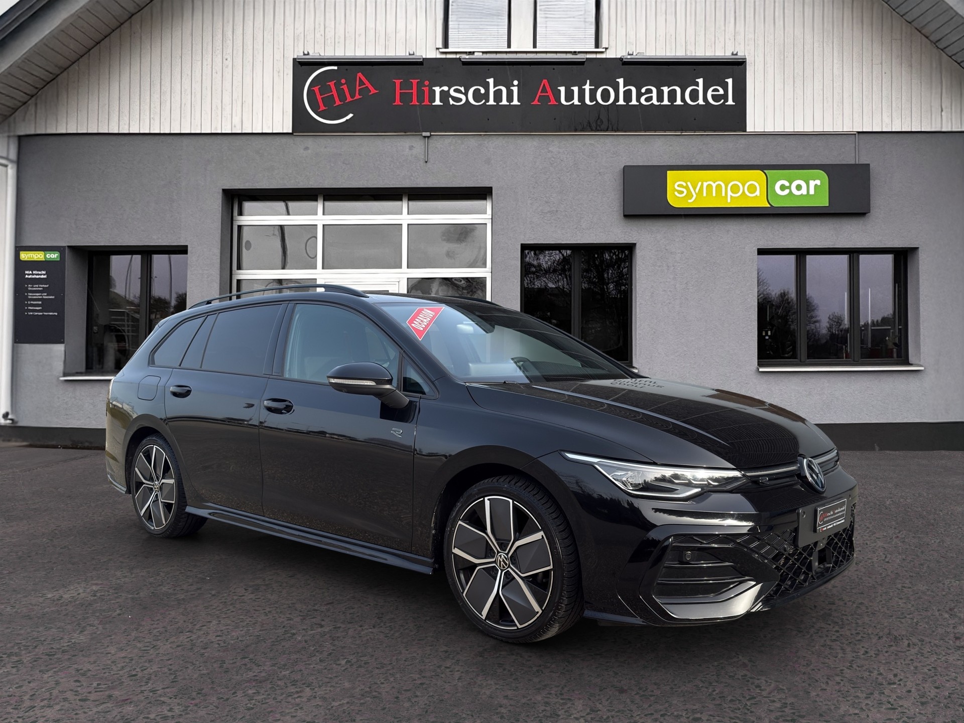 VW Golf Variant 1.5 eTSI mHEV R-Line-showroom-element-1