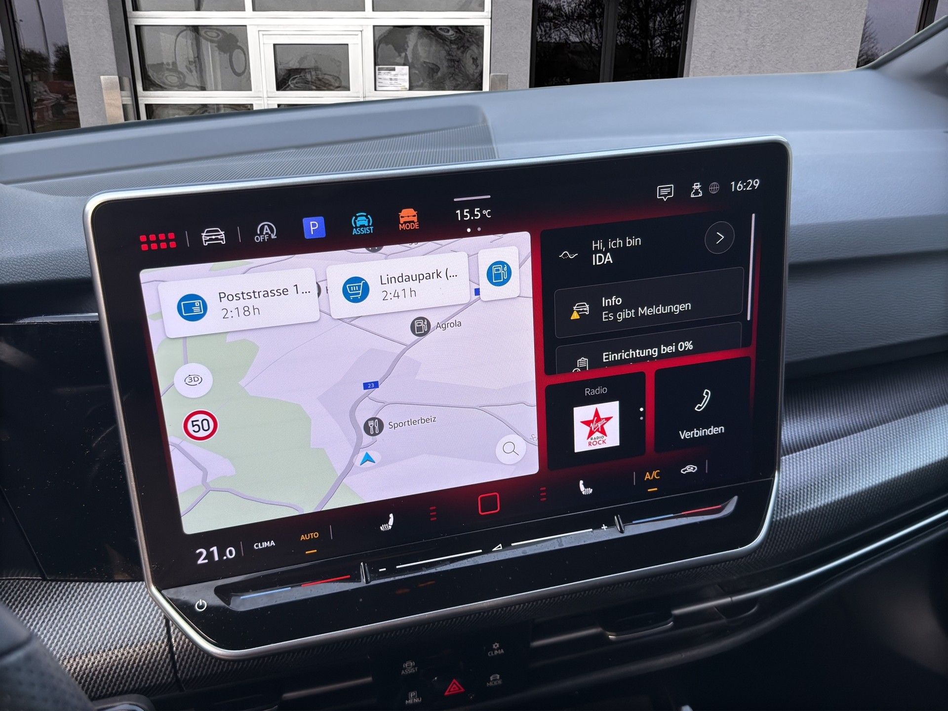 VW Golf Variant 1.5 eTSI mHEV R-Line-image-20