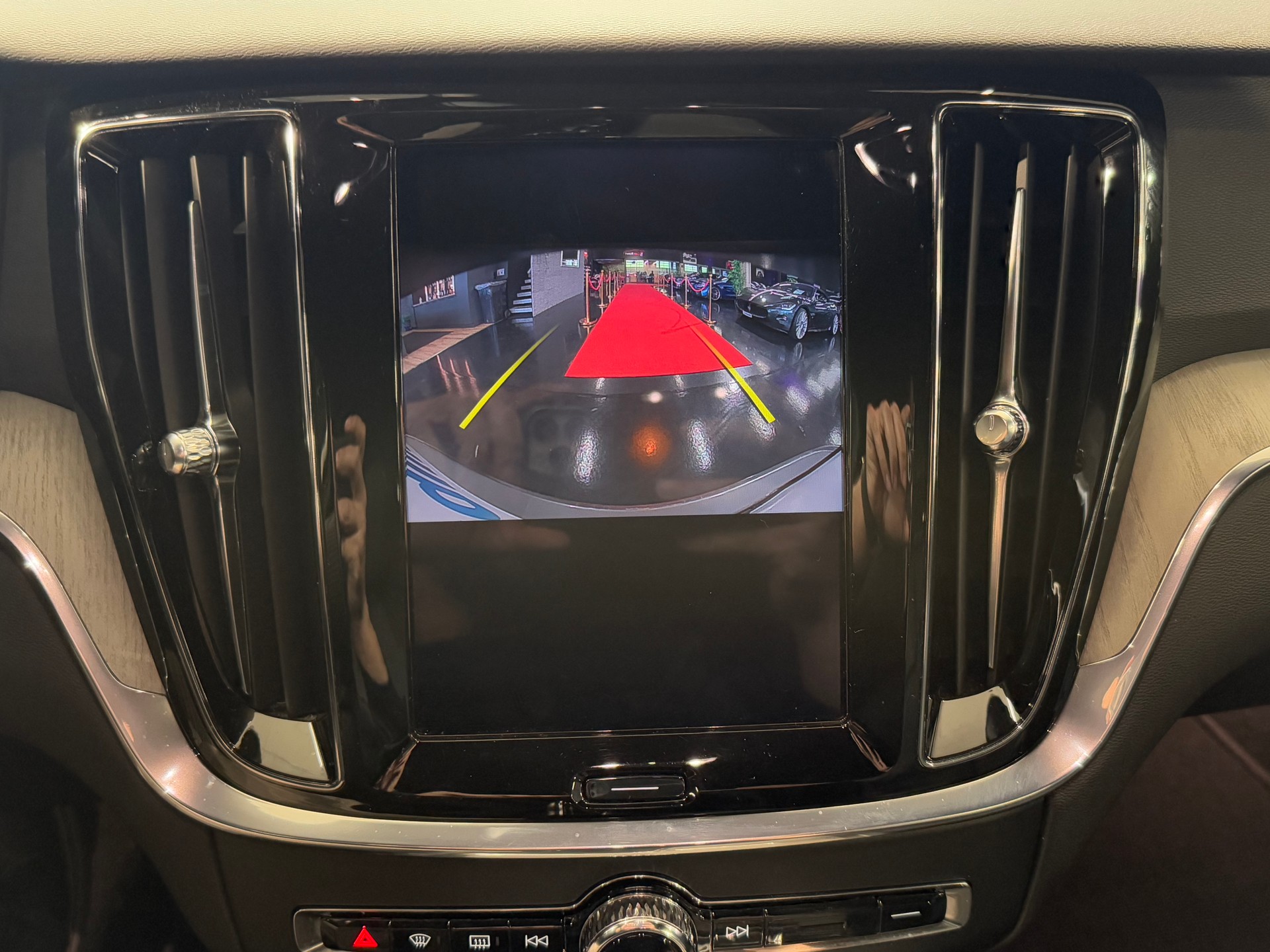 VOLVO V60 D4 Inscription Geartronic-image-16