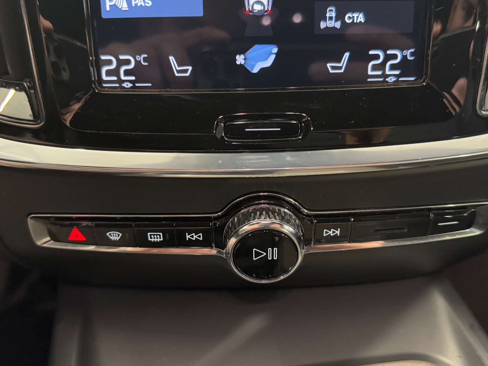 VOLVO V60 D4 Inscription Geartronic-image-17