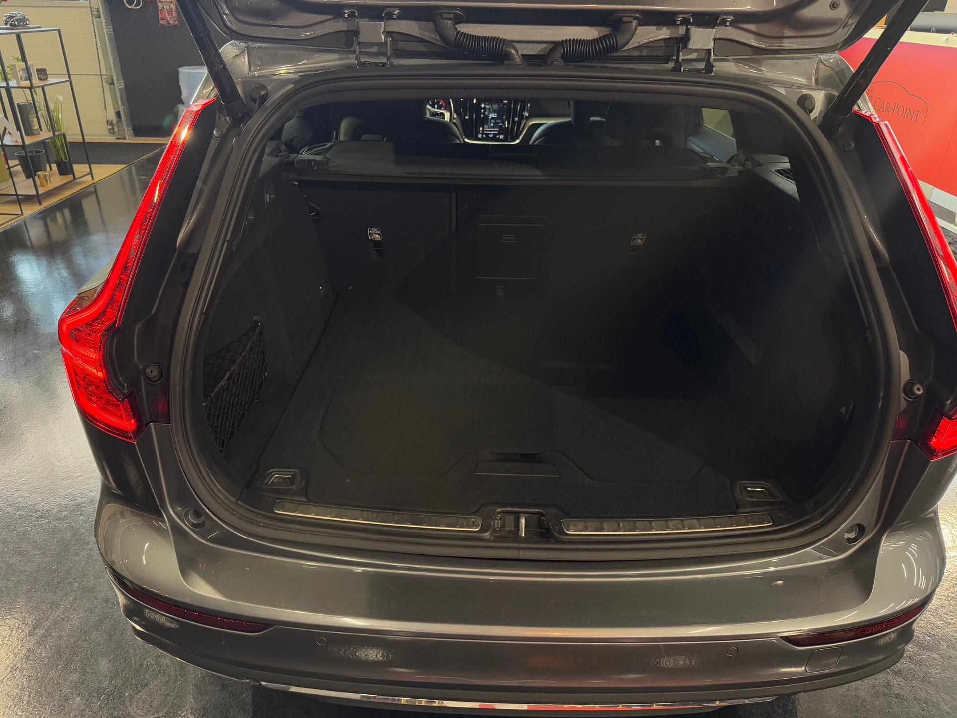 VOLVO V60 D4 Inscription Geartronic-image-24