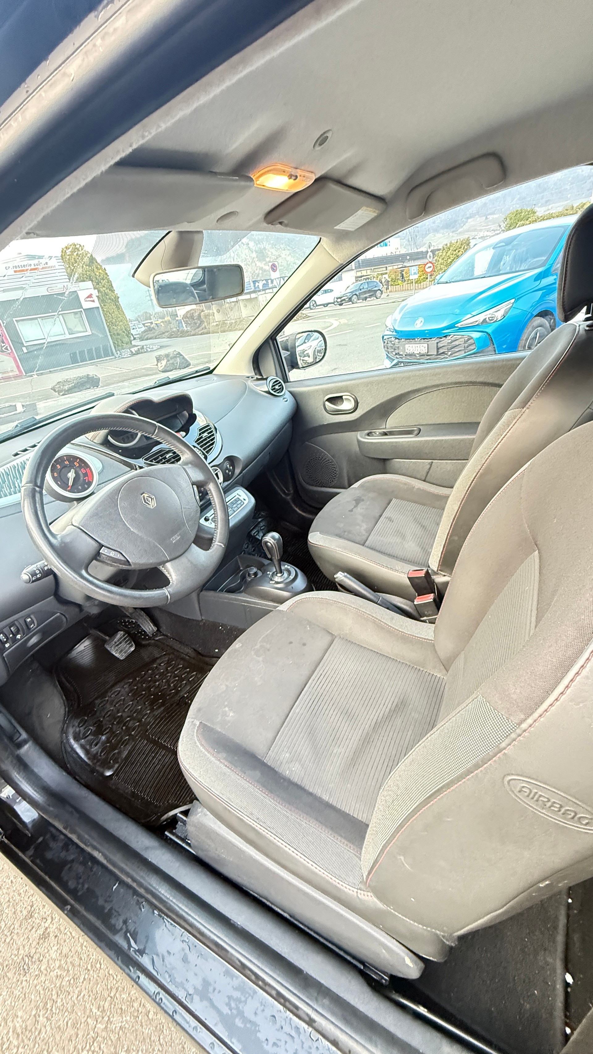 RENAULT Twingo 1.2 16V Dynamique Quickshift-image-8