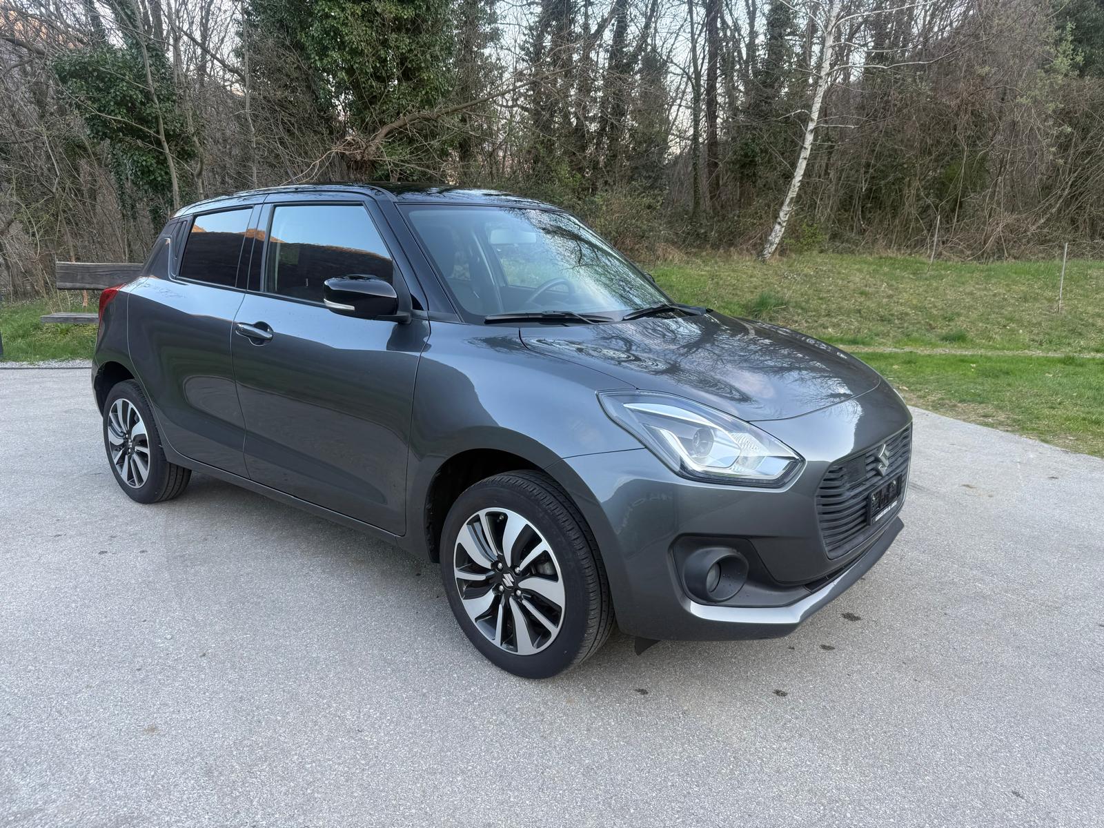 SUZUKI Swift 1.2i 16V SHVS Compact Top Hybrid Allgrip 4x4-image-2