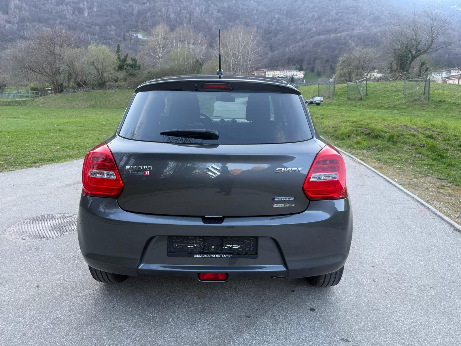 SUZUKI Swift 1.2i 16V SHVS Compact Top Hybrid Allgrip 4x4-image-5