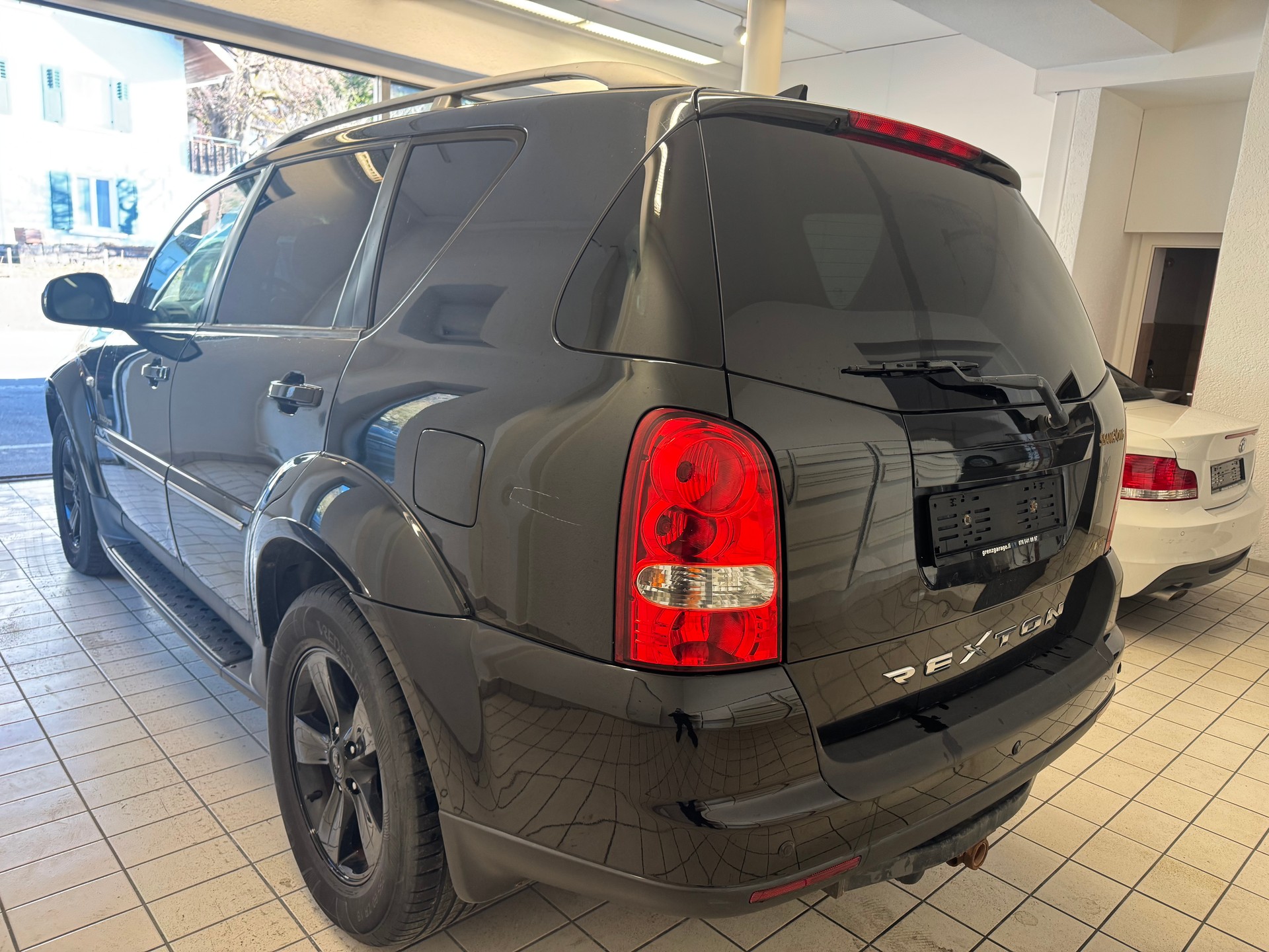 KGM-SsangYong Rexton RX 270 XVT Limited Edition Automatic-image-6