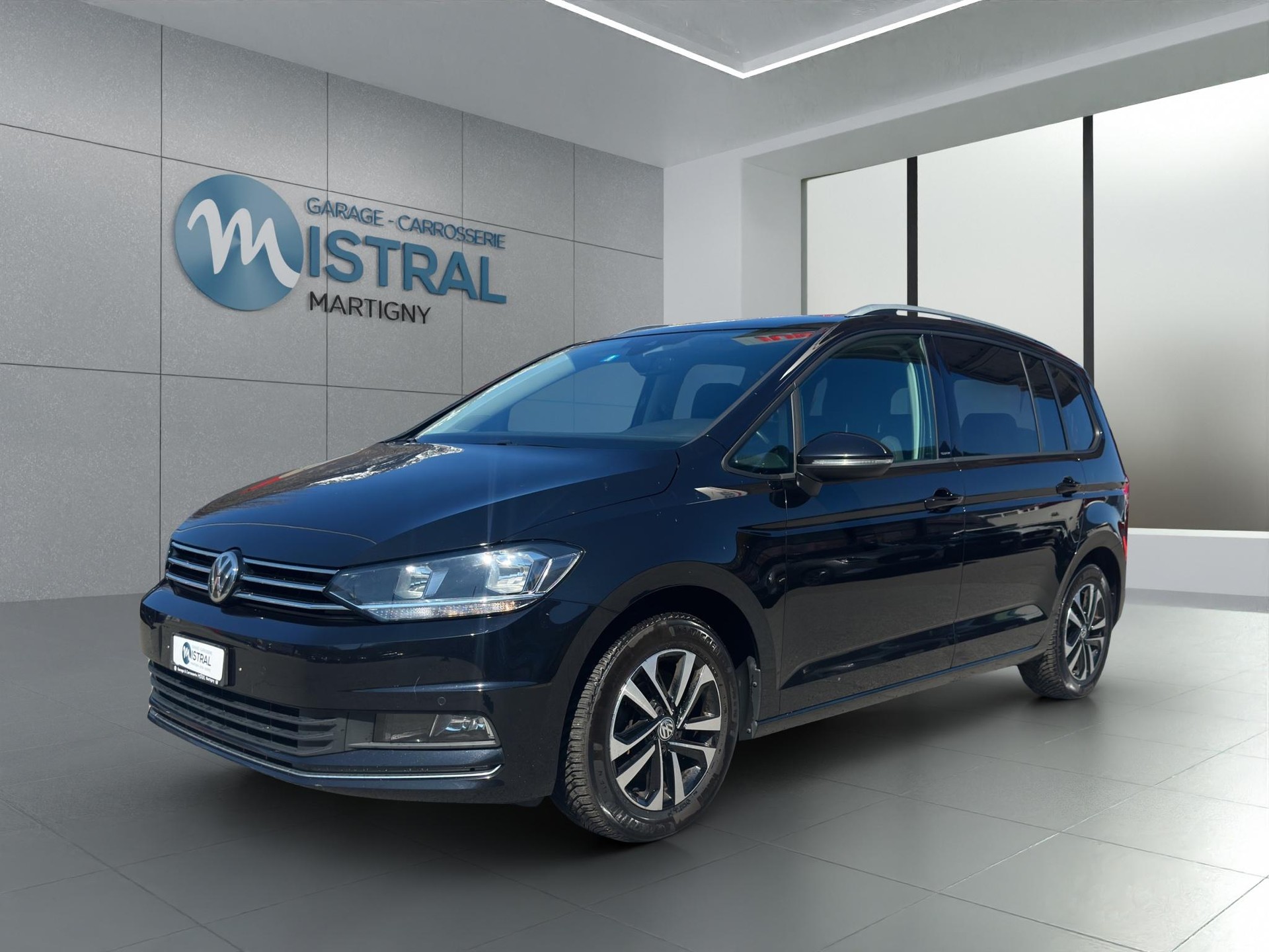 VW Touran 1.5 TSI Comfortline DSG-image-0