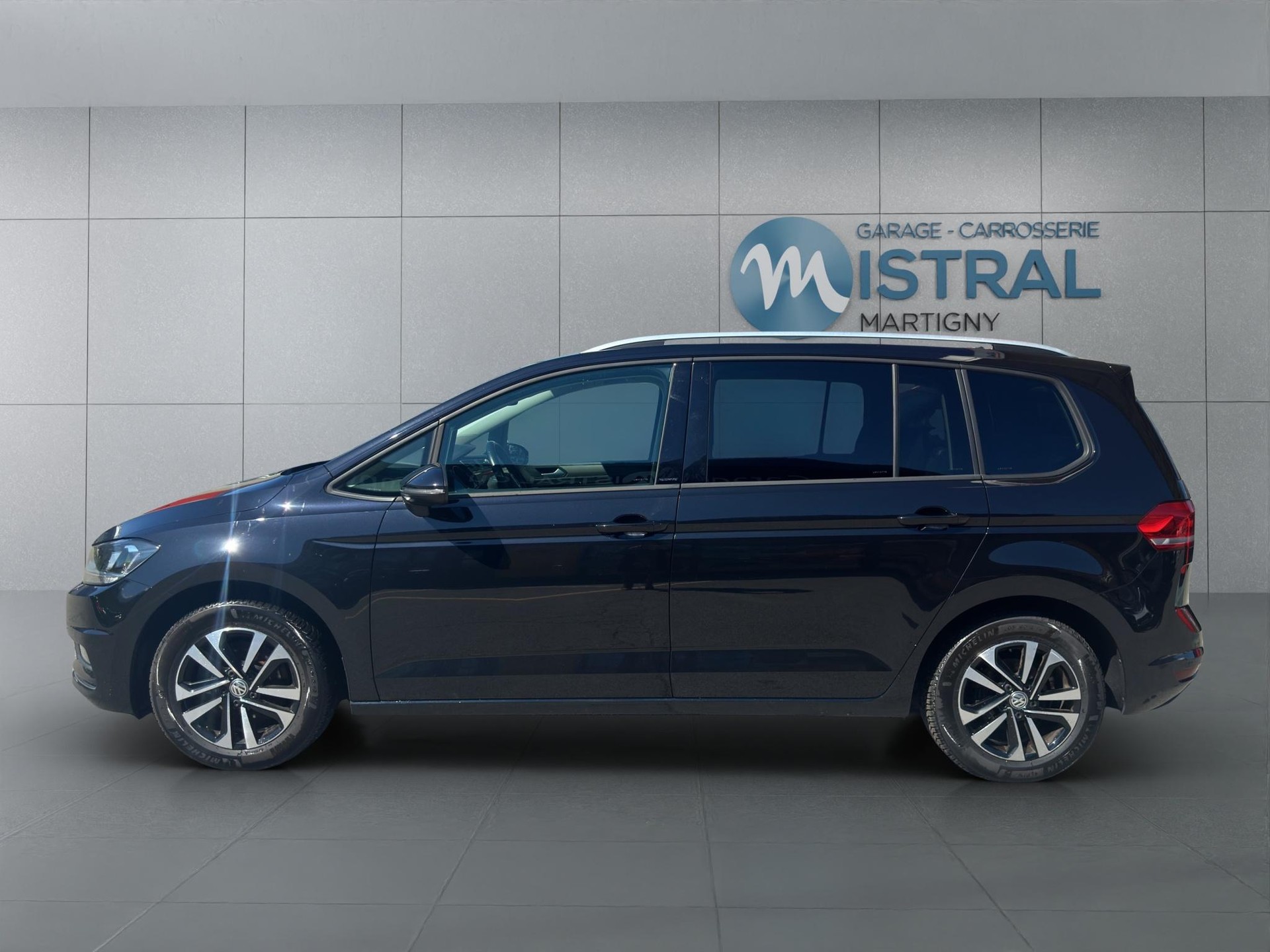 VW Touran 1.5 TSI Comfortline DSG-image-1