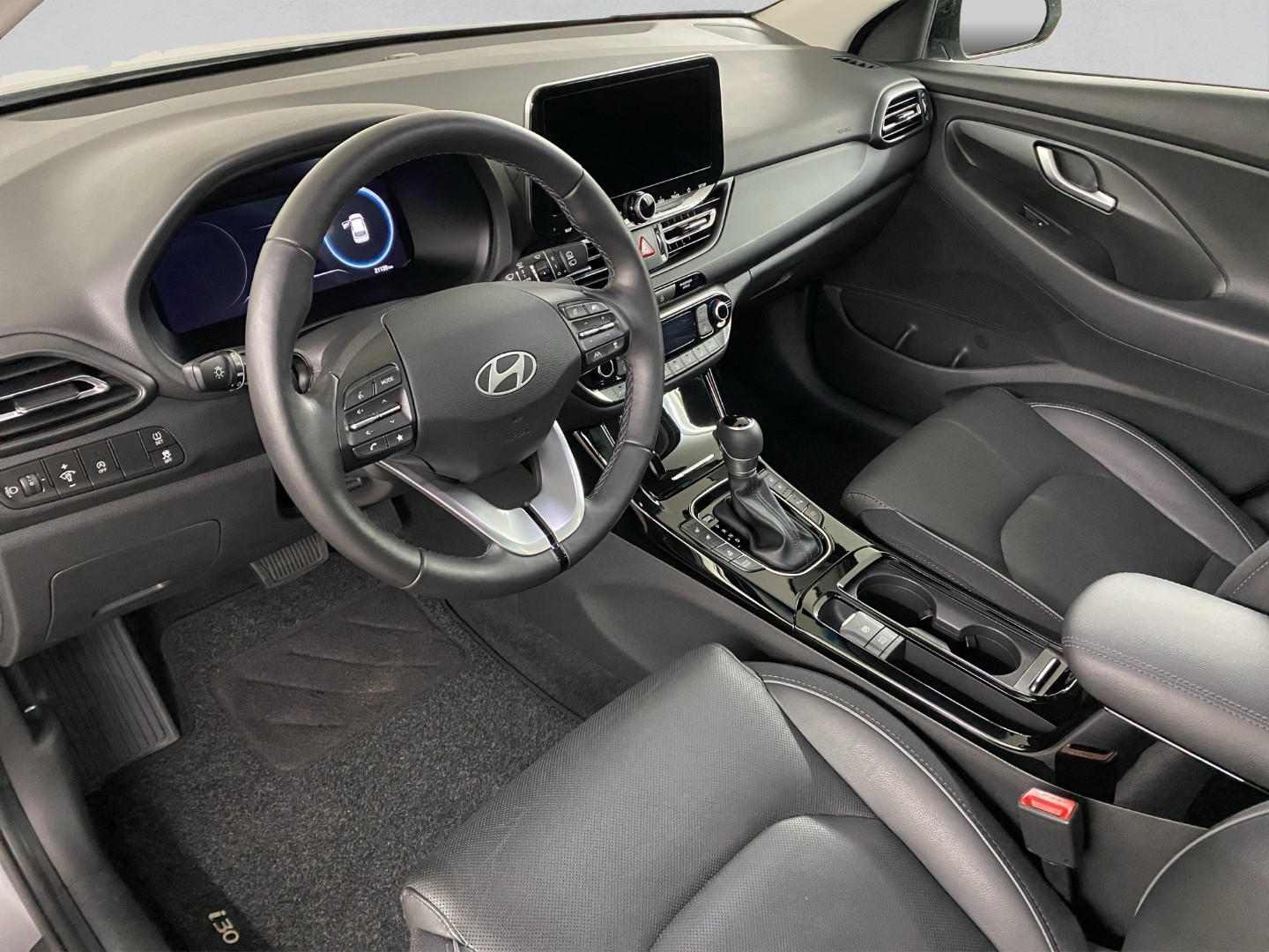HYUNDAI i30 Wagon 1.5 T-GDi Vertex 48V MH DCT-image-11