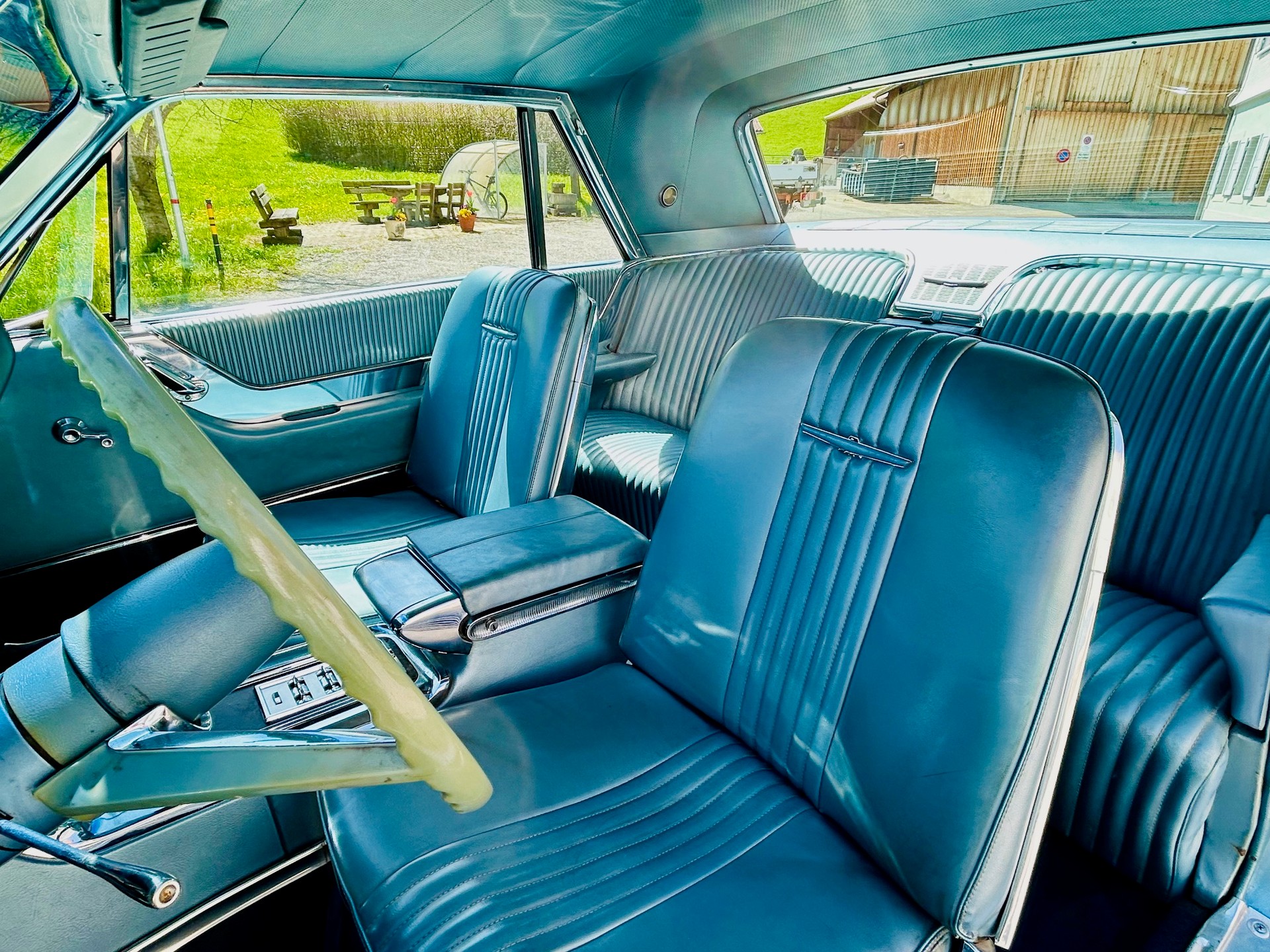 FORD Thunderbird-image-14