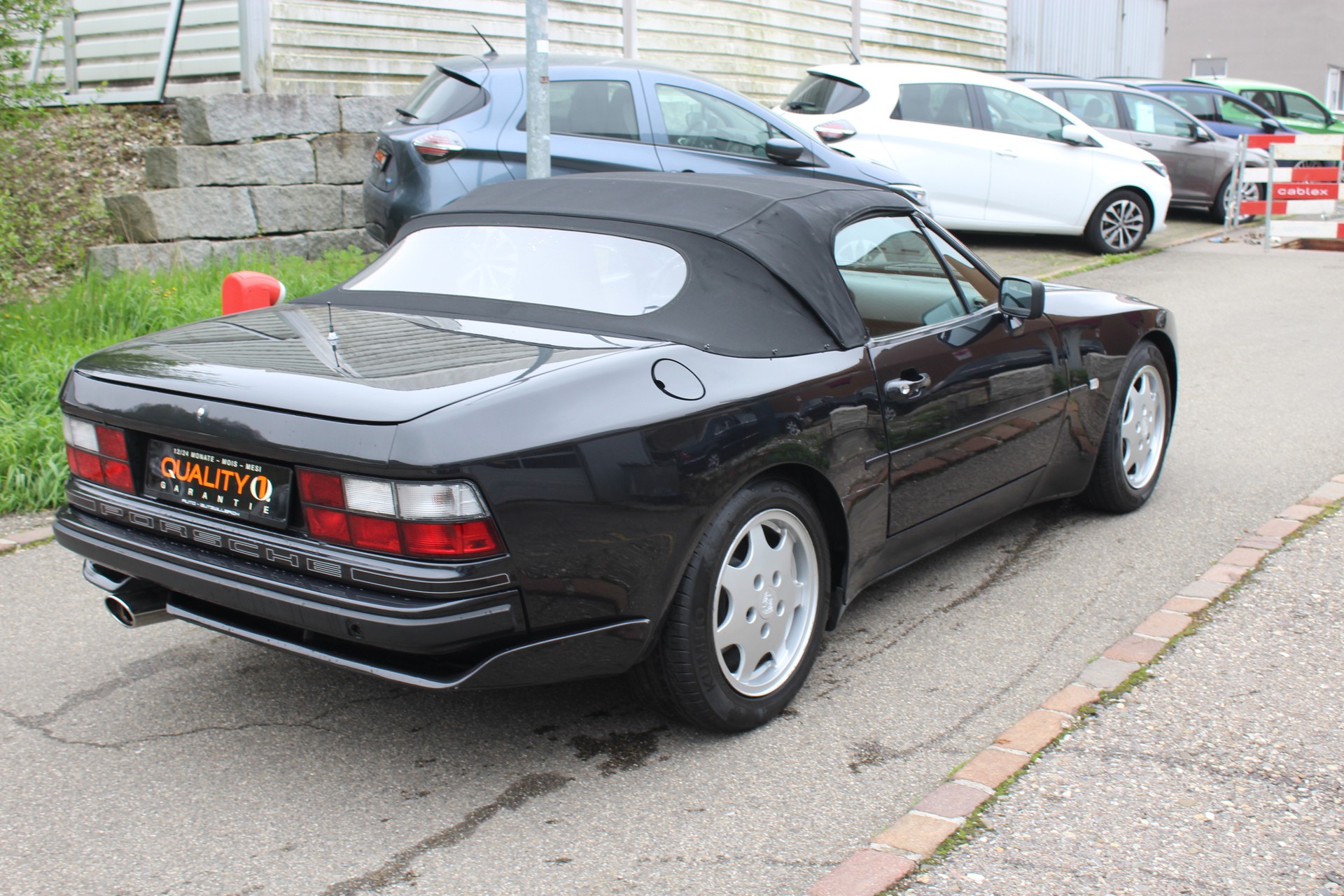 PORSCHE 944 S 2 3.0-image-2