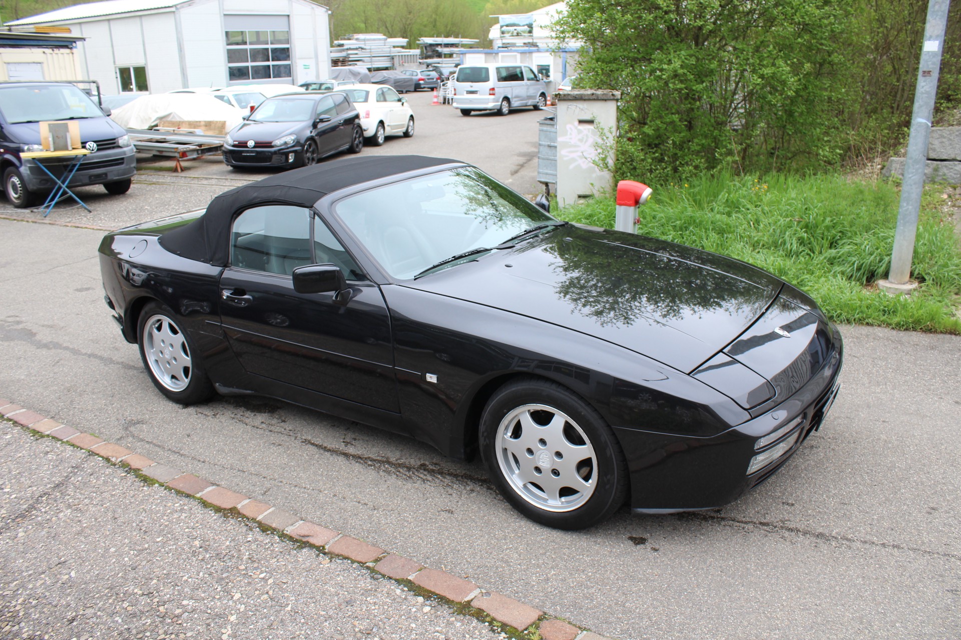 PORSCHE 944 S 2 3.0-image-1