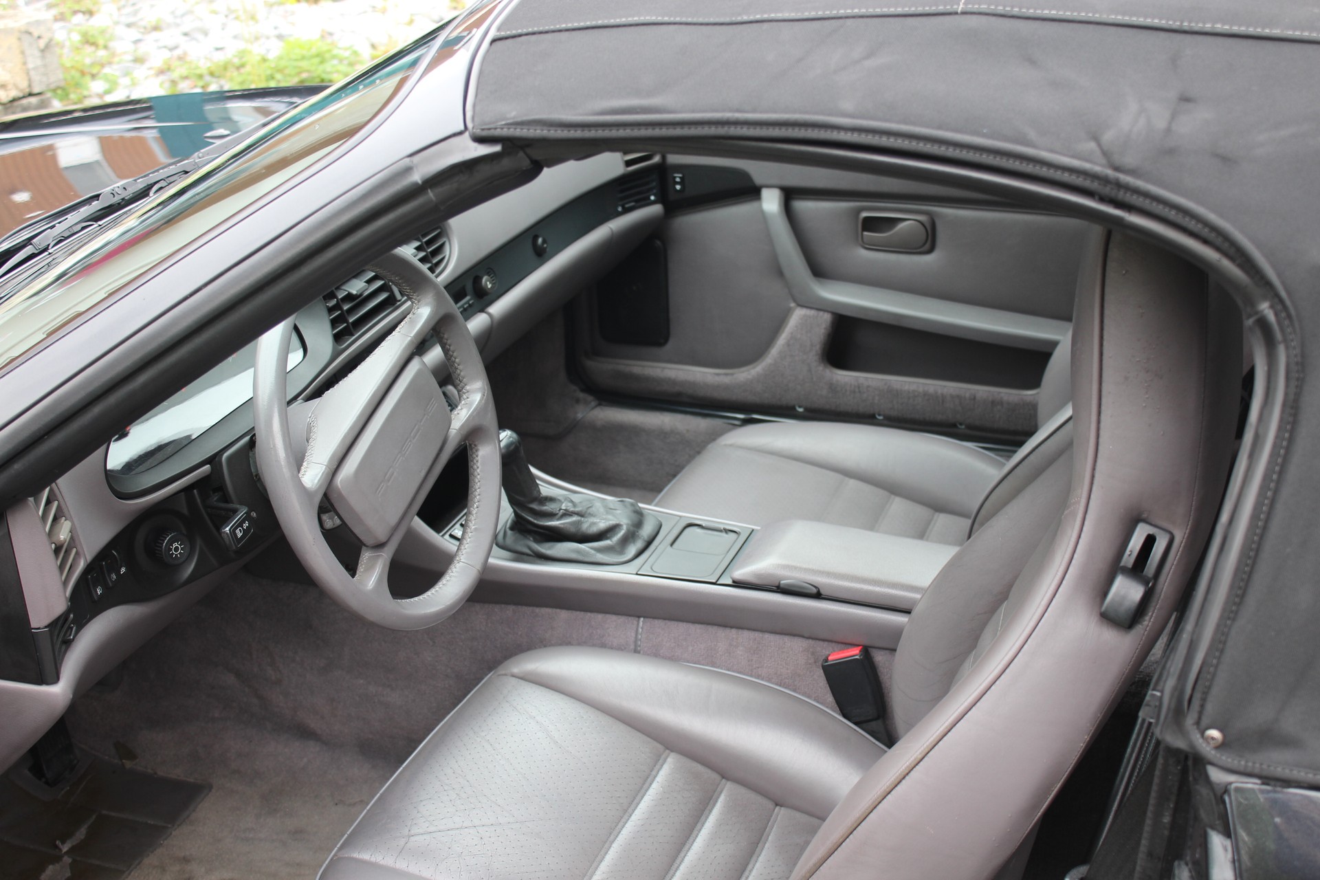 PORSCHE 944 S 2 3.0-image-4