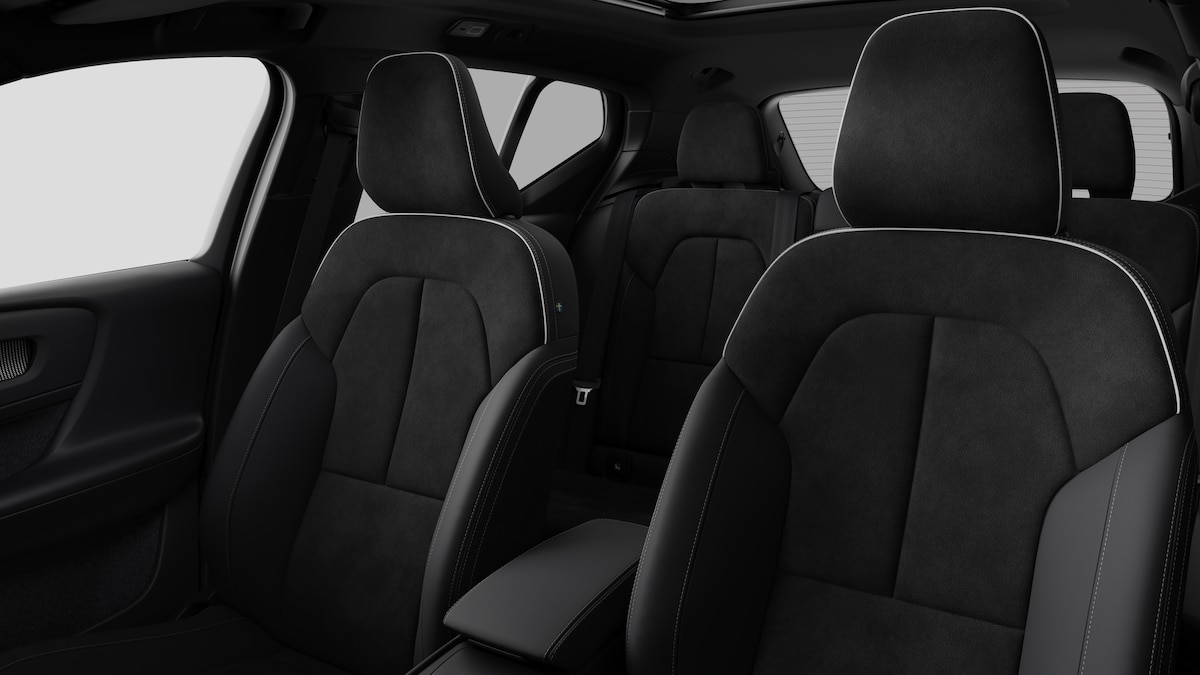 VOLVO EX40 Twin Black Edition AWD-image-10