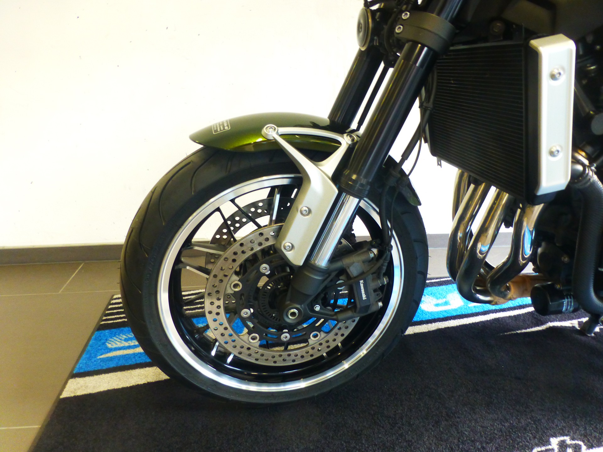 KAWASAKI Z 900 RS-image-4