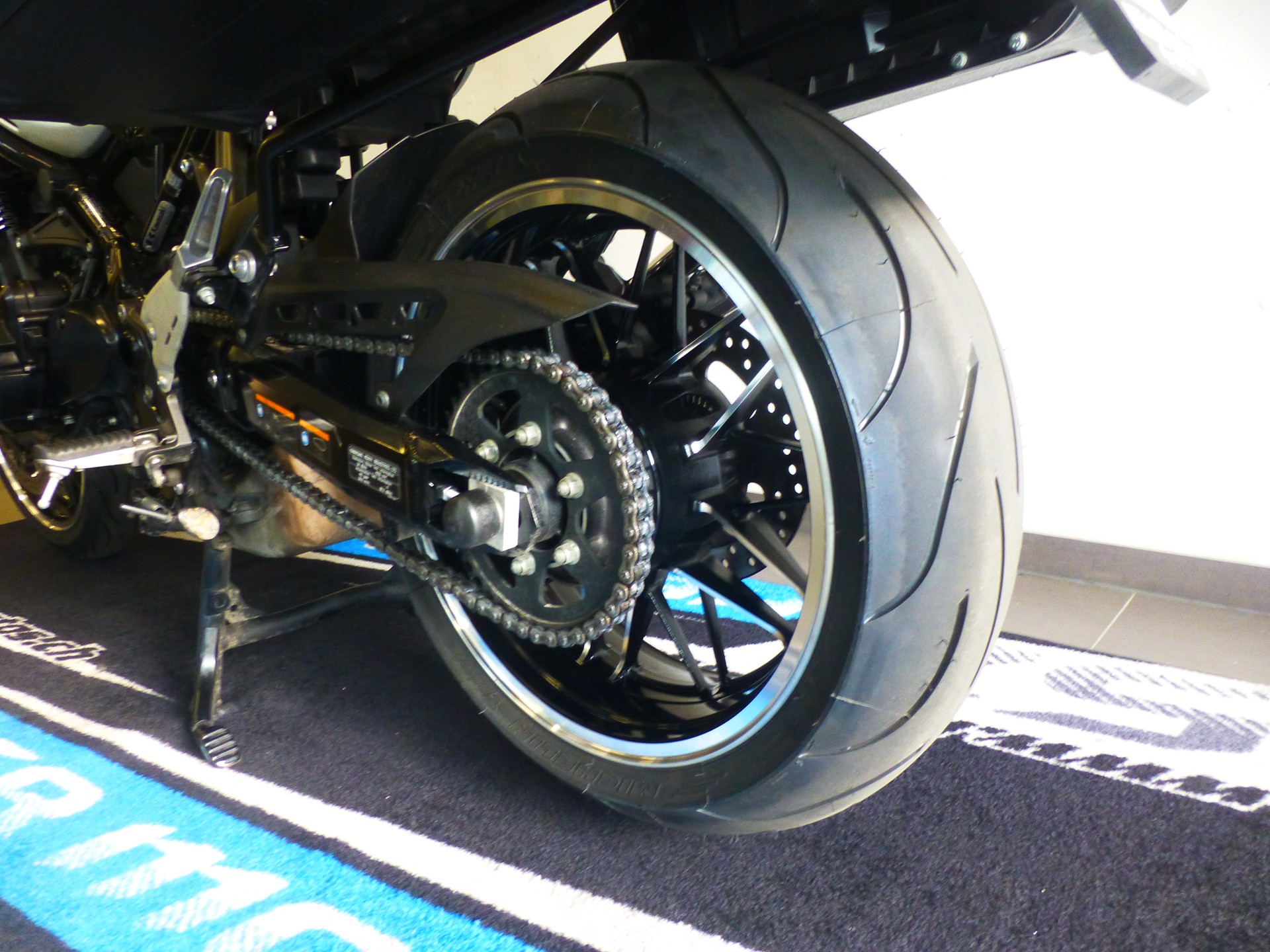 KAWASAKI Z 900 RS-image-6