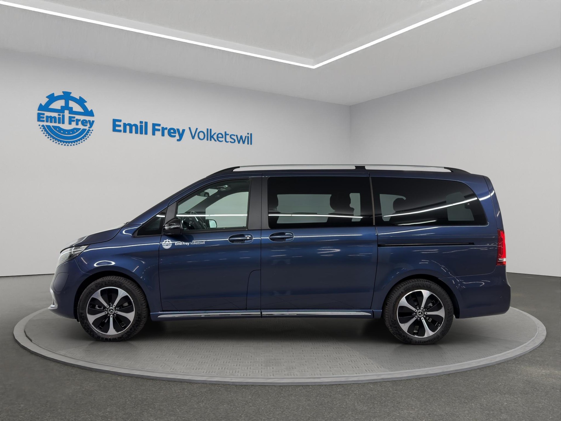 MERCEDES-BENZ EQV 300 lang Van-showroom-element-1