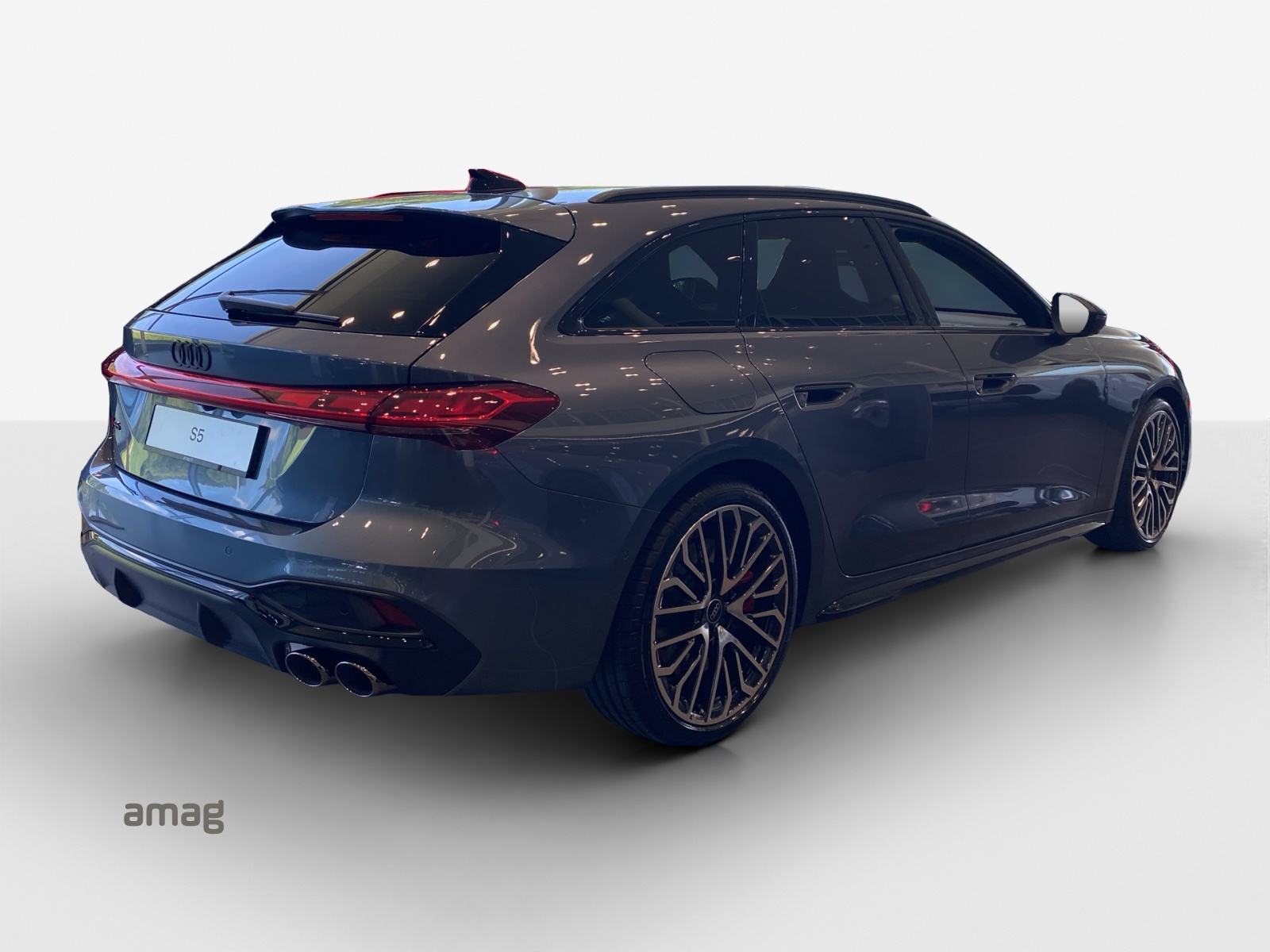 AUDI S5 Avant TFSI quattro S tronic-image-4