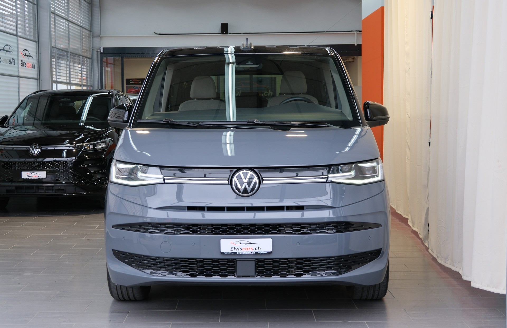 VW Multivan 2.0 TDI Life Edition DSG Lang-image-31