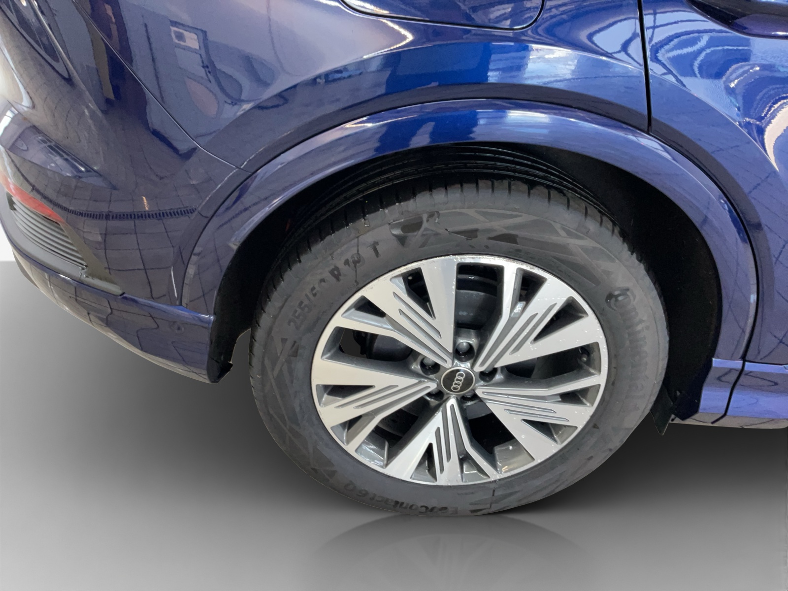 AUDI Q4 Sportback e-tron 50 quattro-image-14