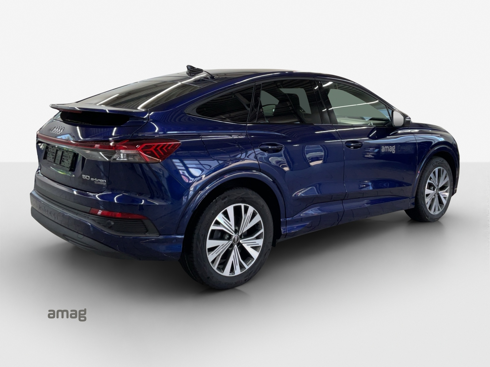 AUDI Q4 Sportback e-tron 50 quattro-image-4