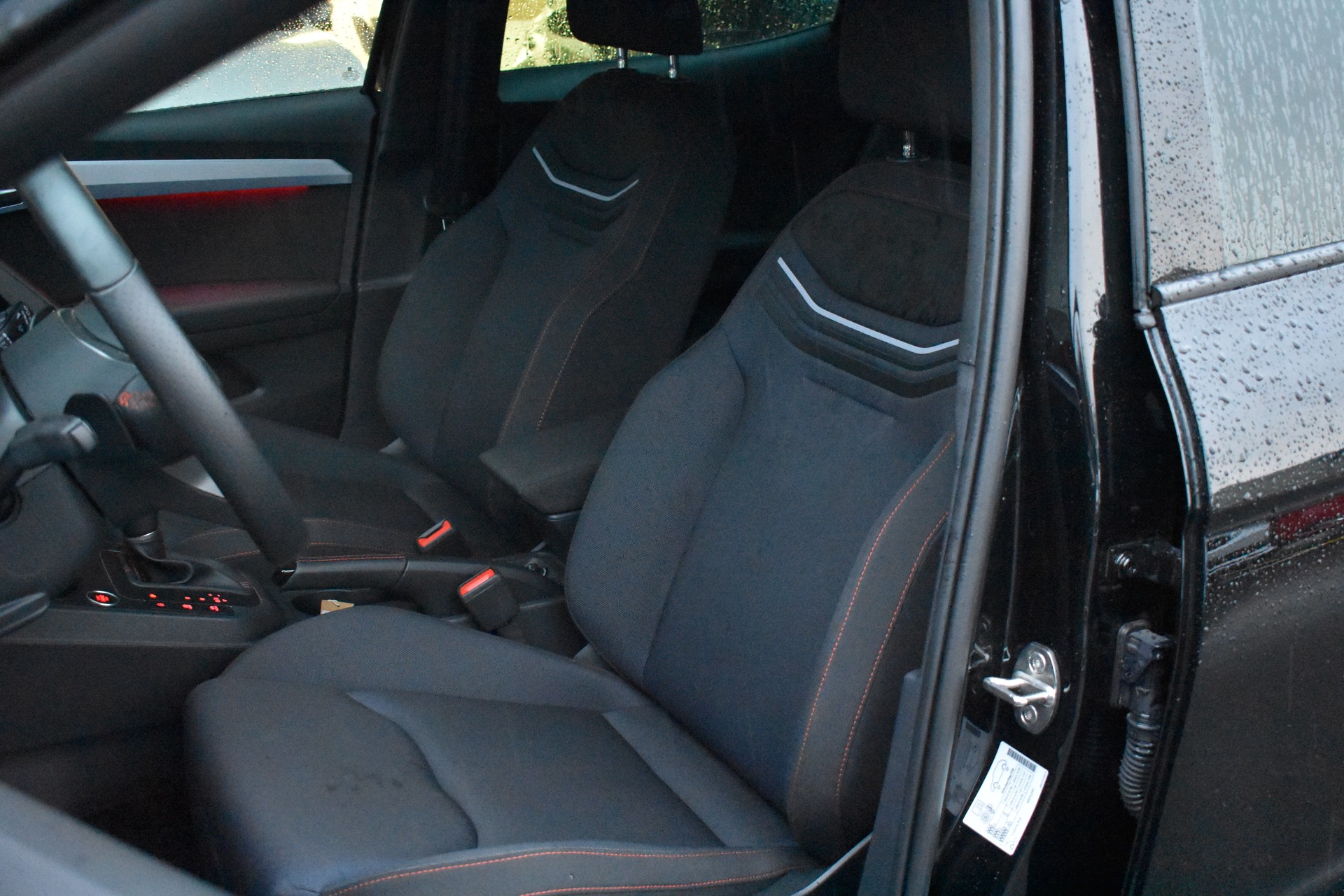 SEAT Ibiza 1.0 EcoTSI FR DSG-image-8