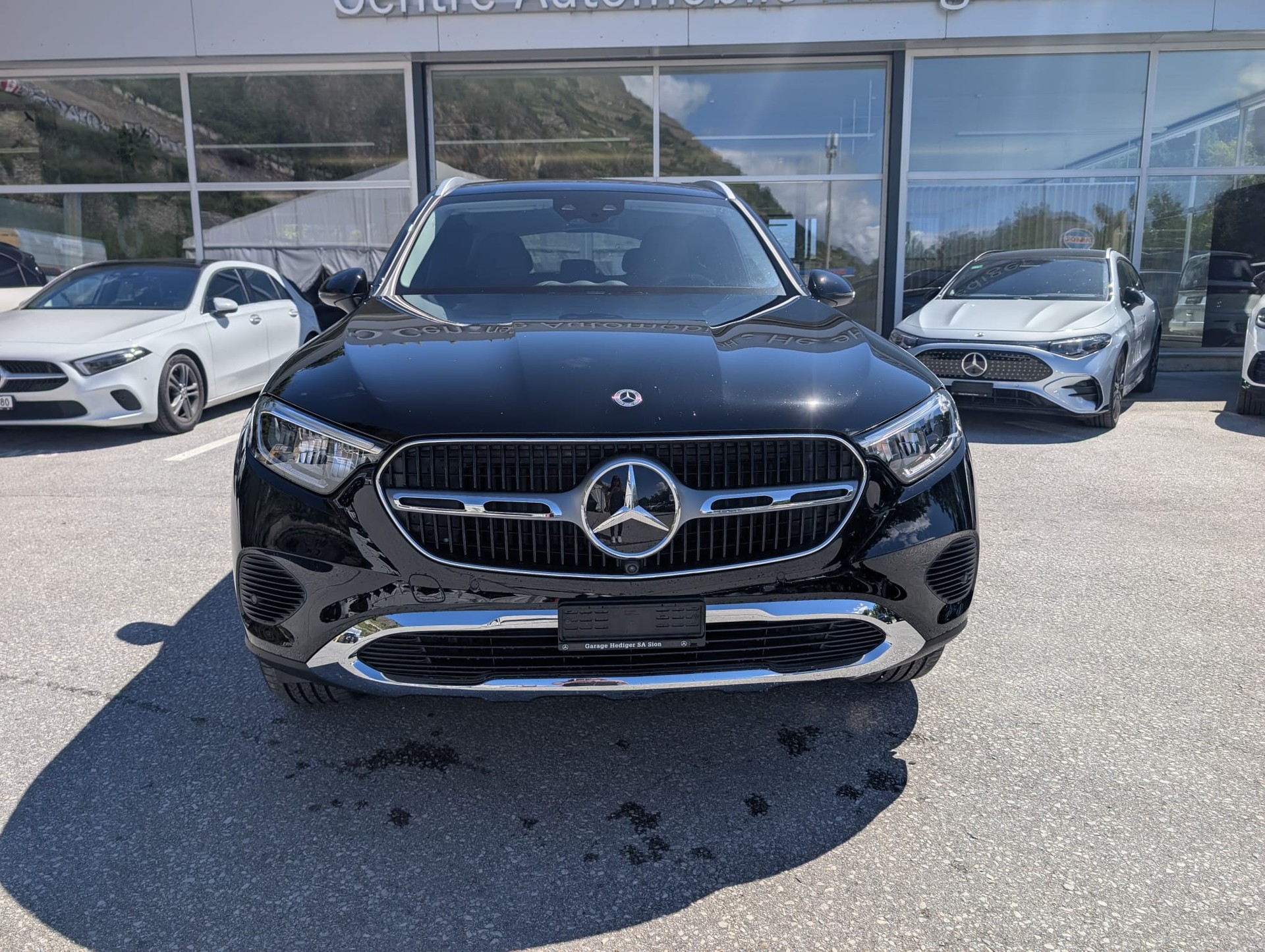 MERCEDES-BENZ GLC 300 e Avantgarde 4matic-showroom-element-1