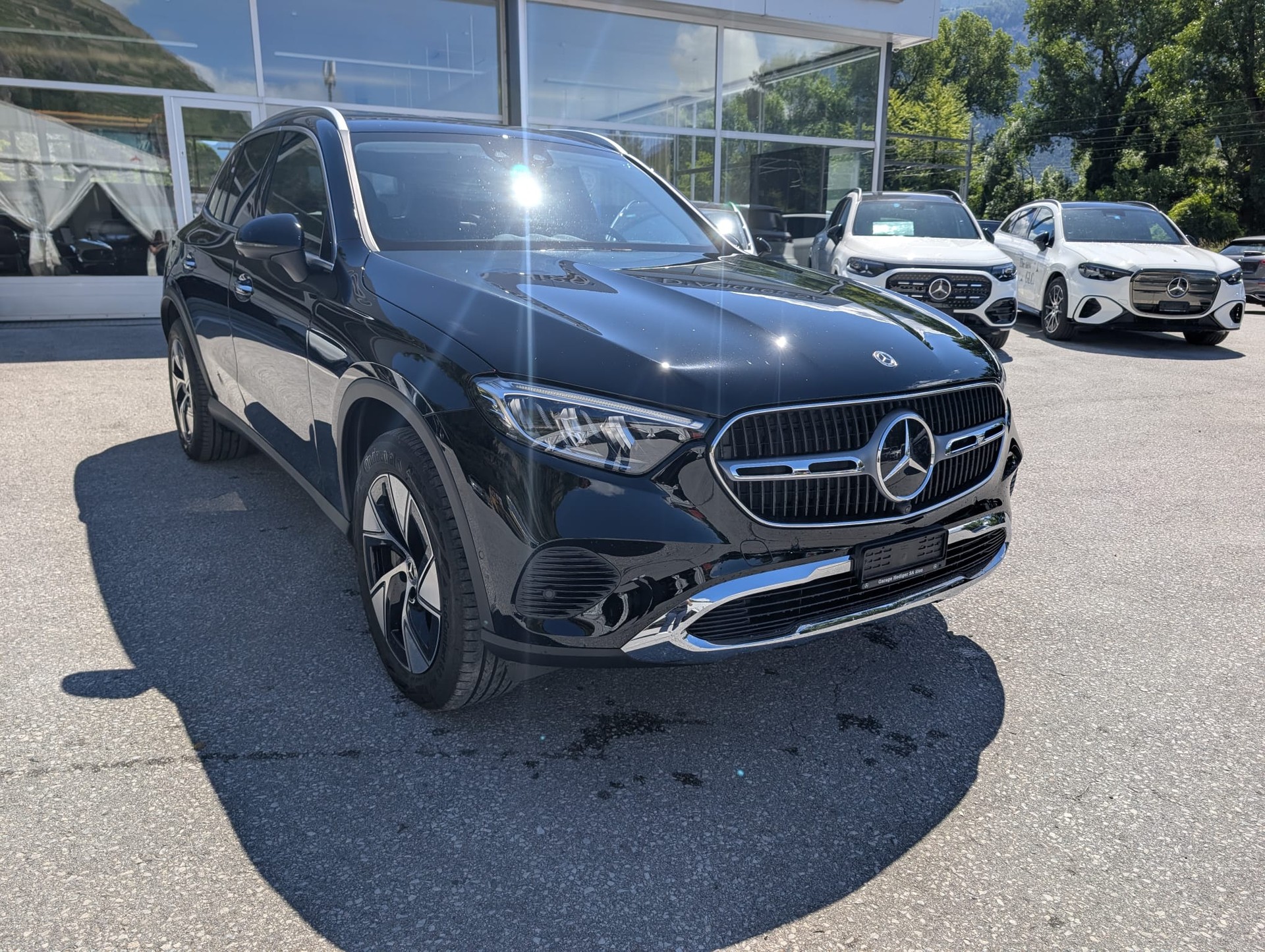 MERCEDES-BENZ GLC 300 e Avantgarde 4matic-showroom-element-2